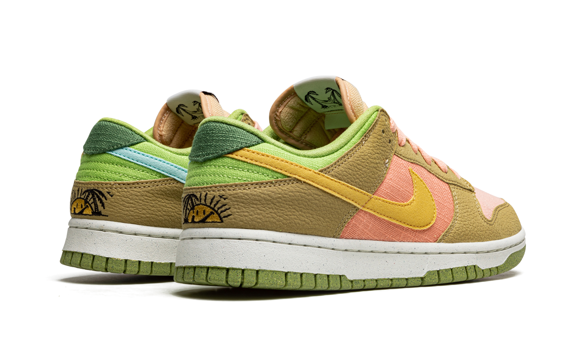 nike dunk low next nature sun club arctic orange+DM0583-800+diagnol right behind view