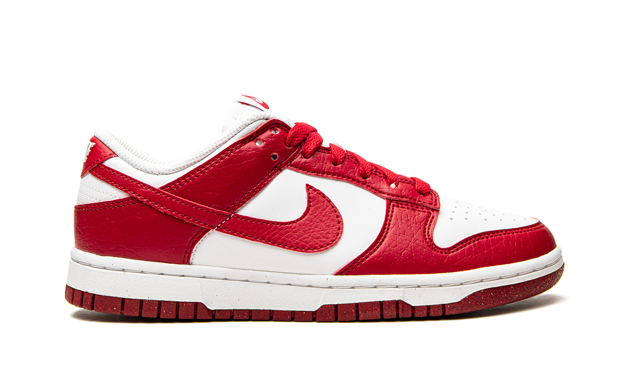nike dunk low next nature white gym red women s+DN1431-101+bottom view