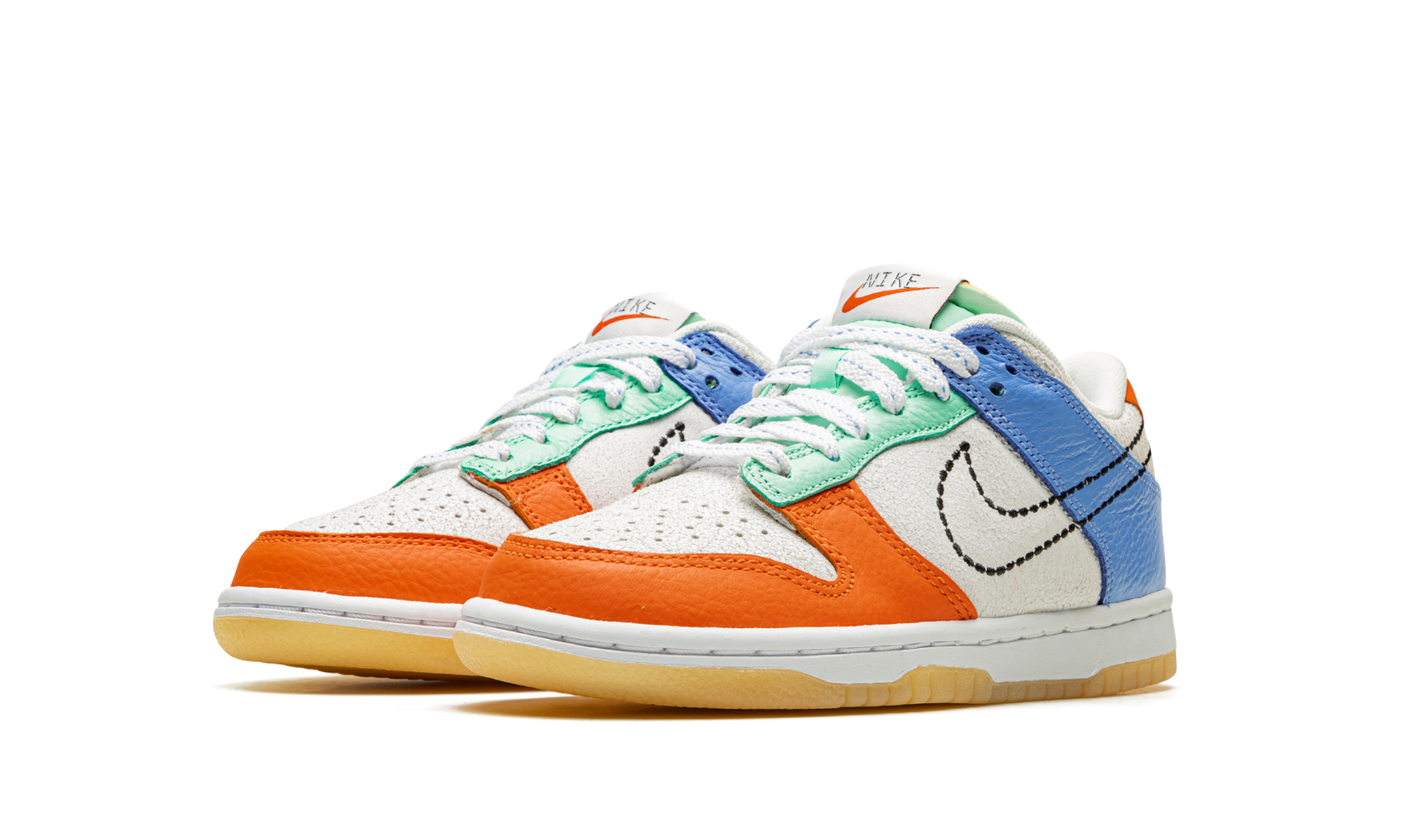 nike dunk low nike 101 gs+DX3363-100+diagnol left view