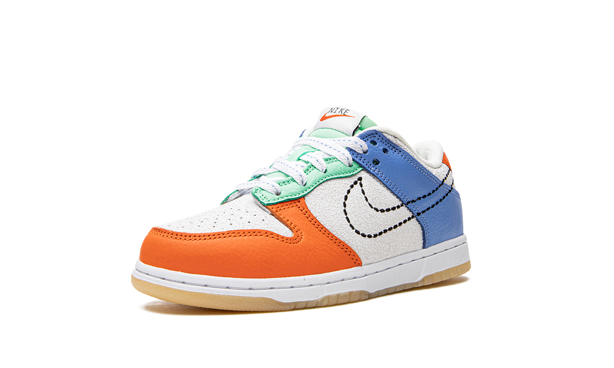 nike dunk low nike 101 ps+DX3364-100+left diagnol single view