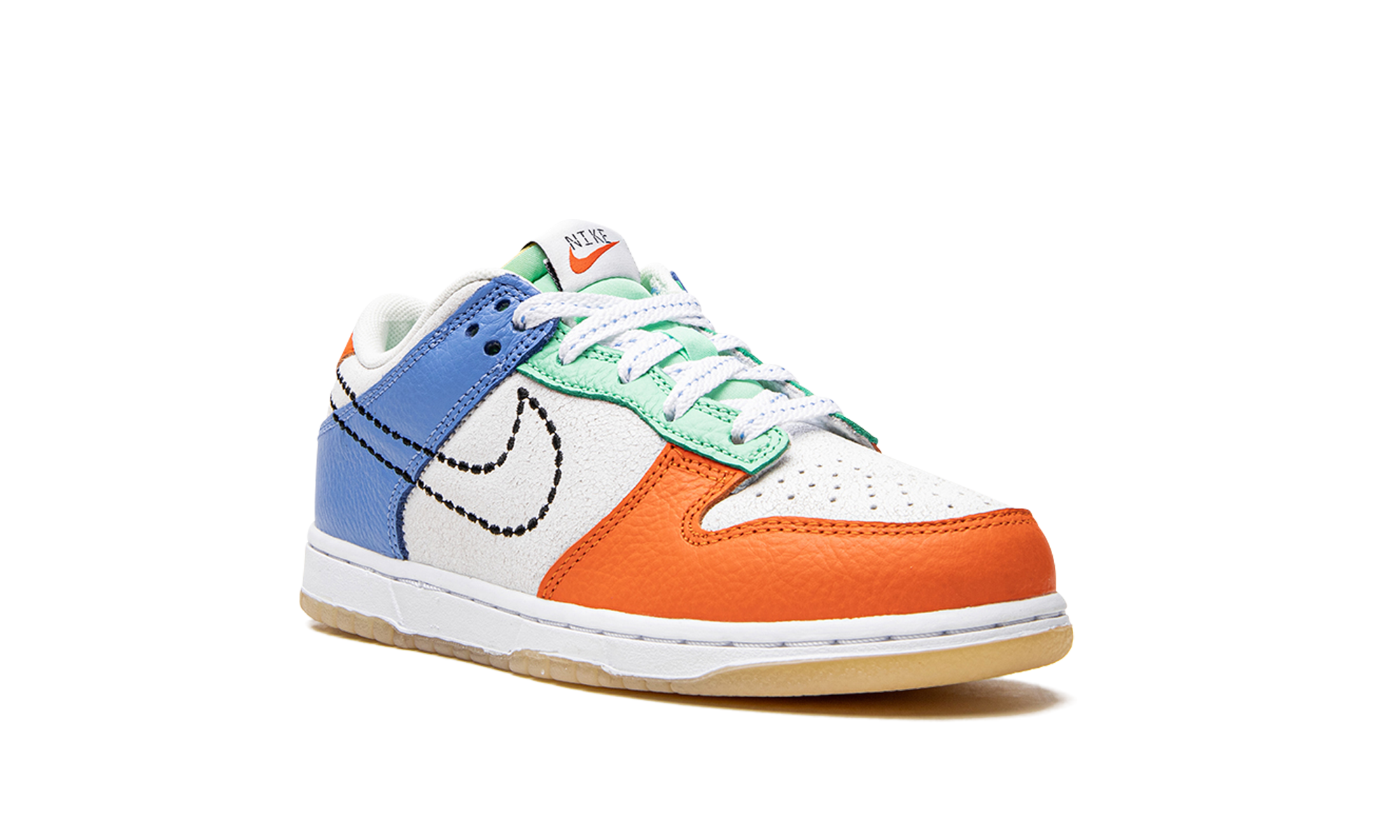 nike dunk low nike 101 ps+DX3364-100+diagnol right view