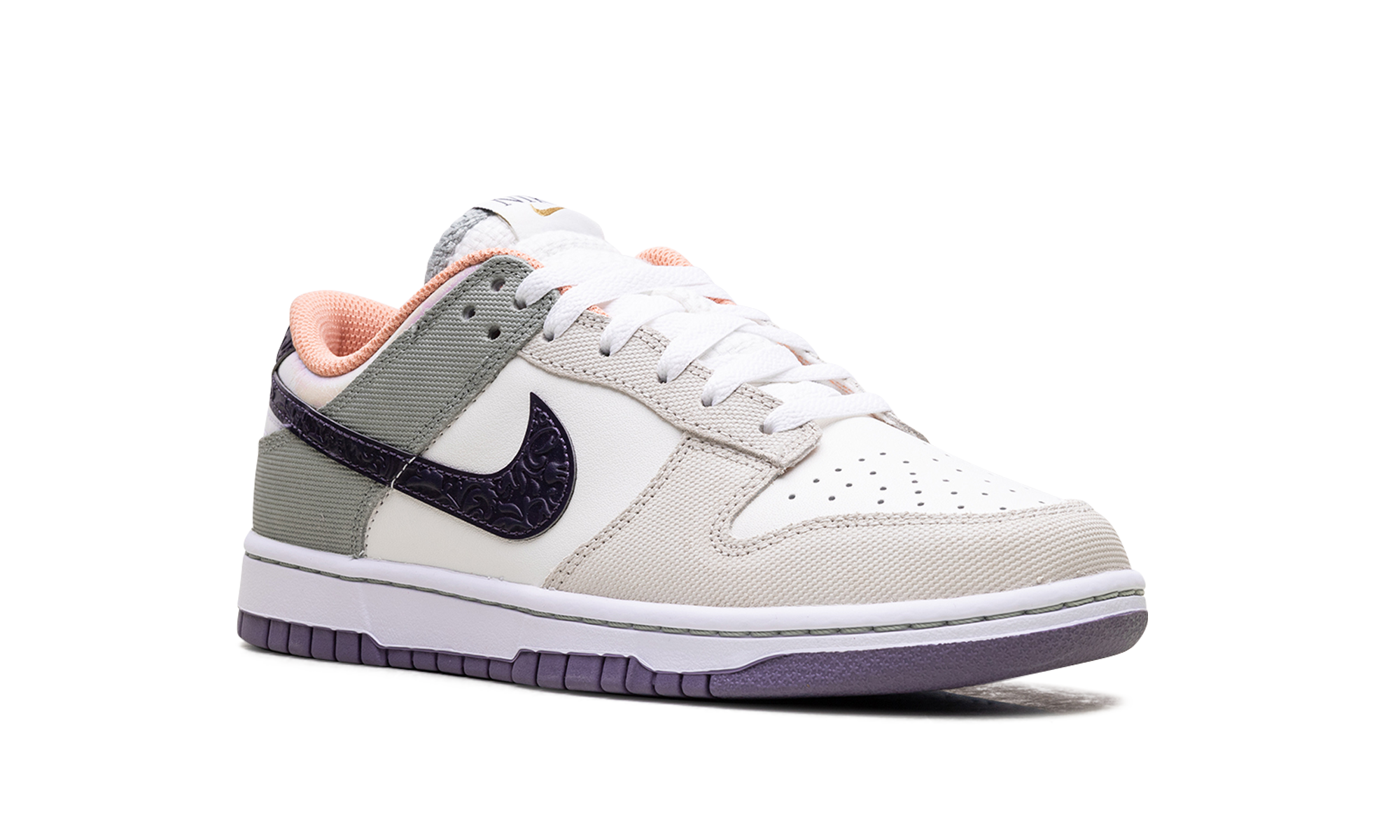 nike dunk low nola+HV5750-133+diagnol right view