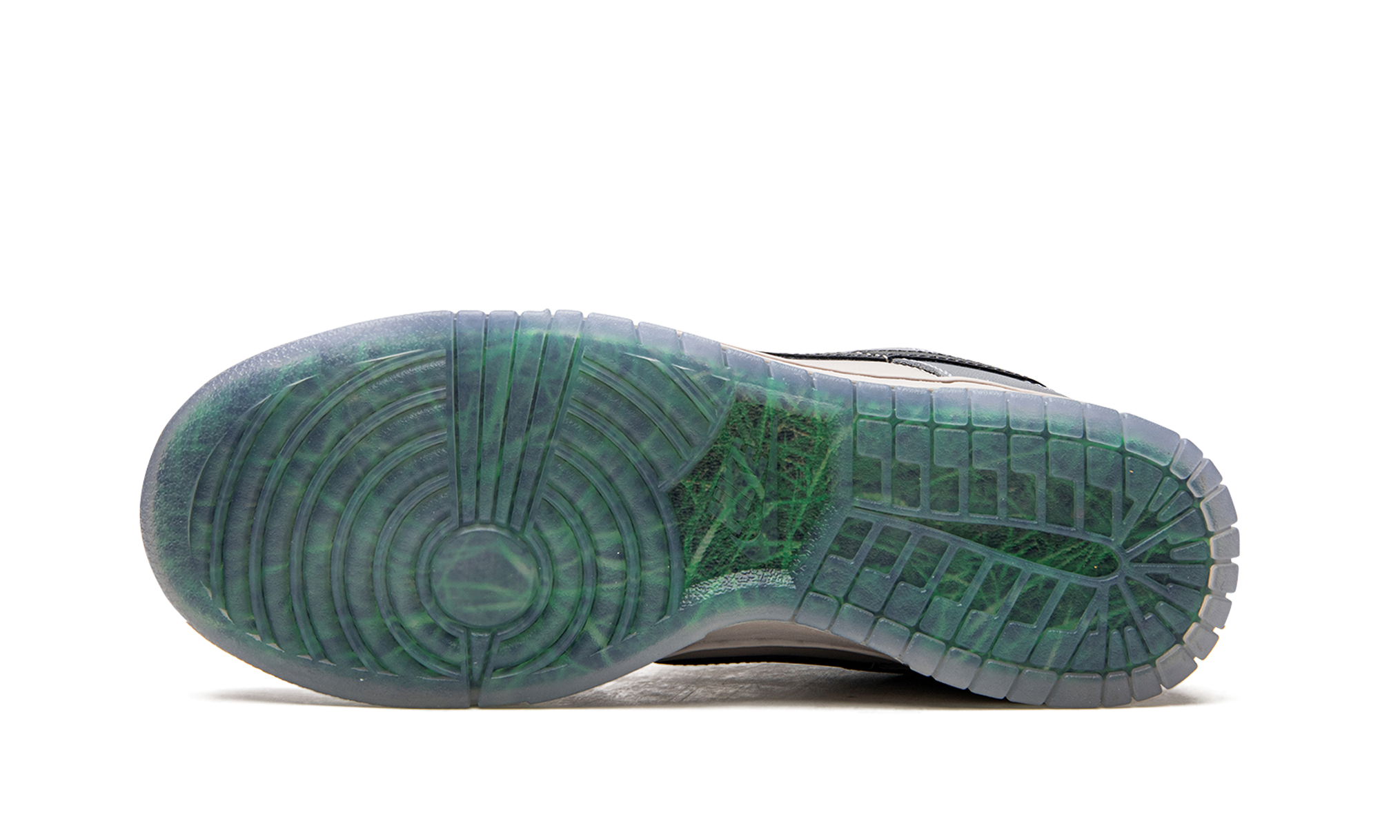 nike dunk low north carolina a t+DR6187-001+bottom view
