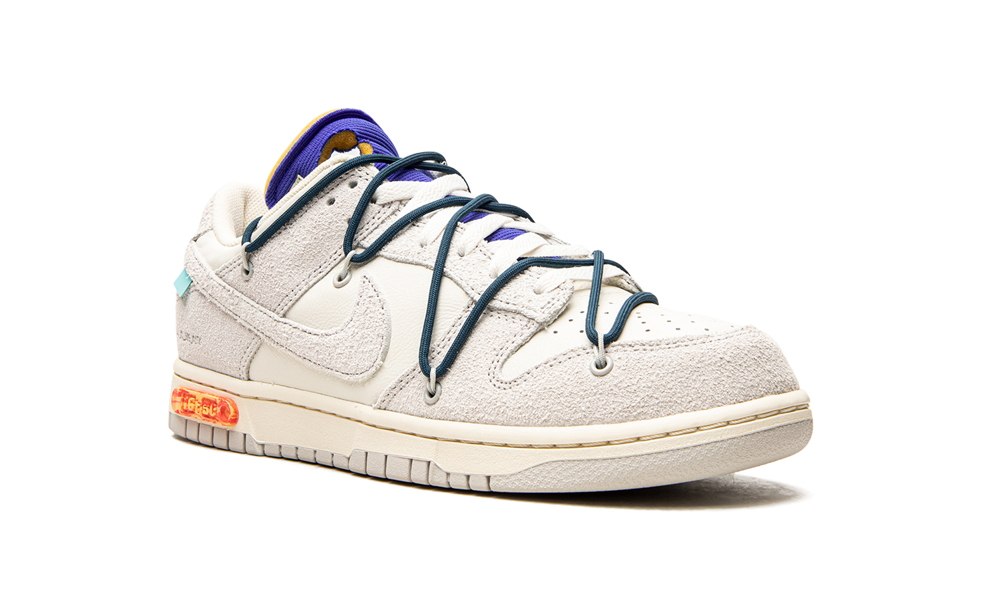 nike dunk low off white lot 16+DJ0950-111+diagnol right view