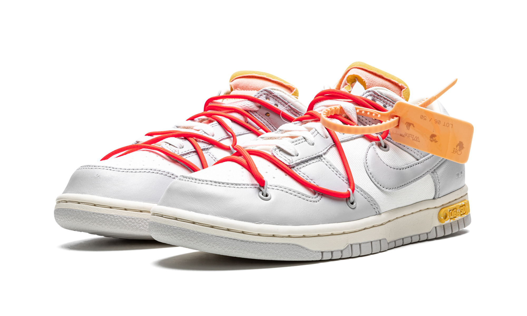 nike dunk low off white lot 6+DM1602-110+diagnol left view