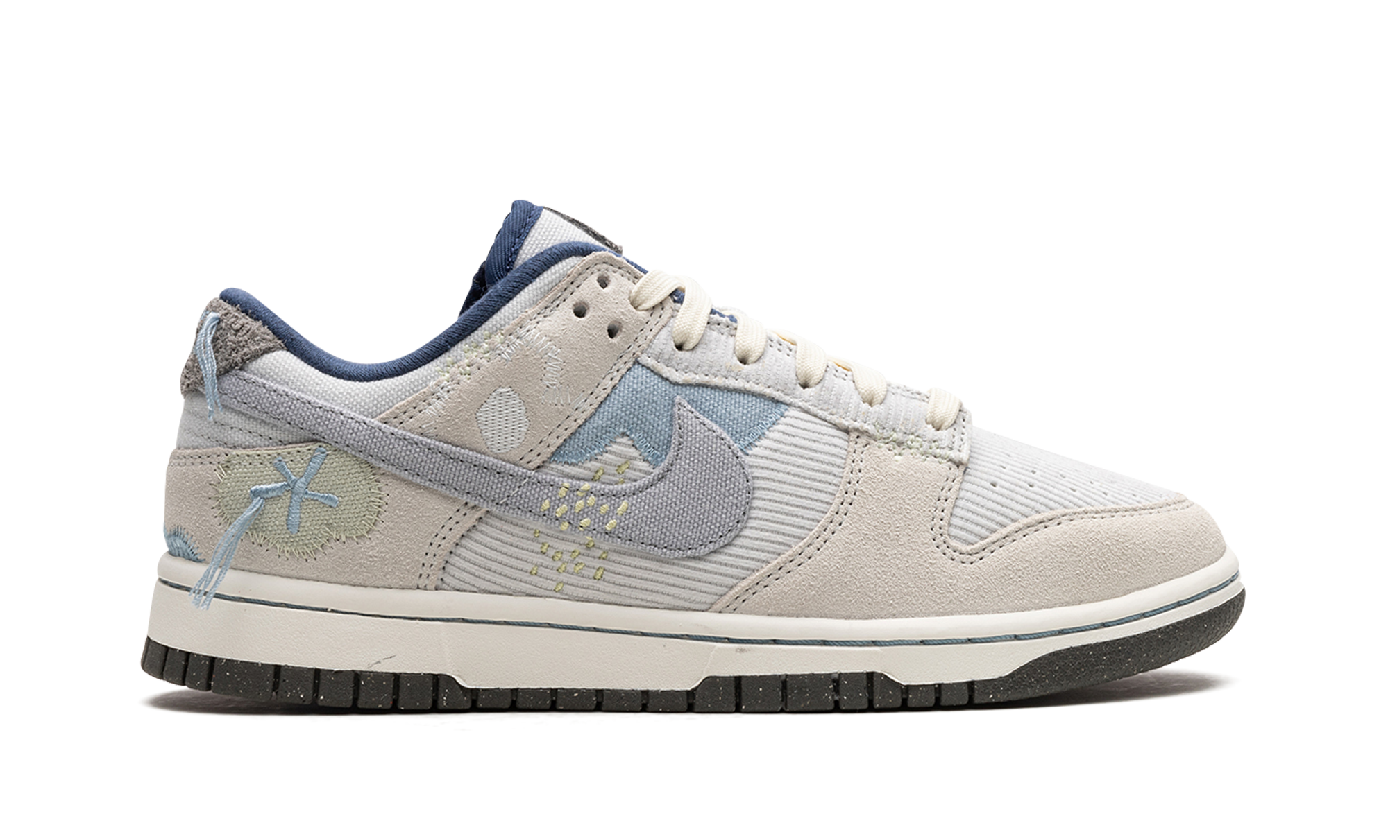 nike dunk low on the bright side photon dust women s+DQ5076-001+right view