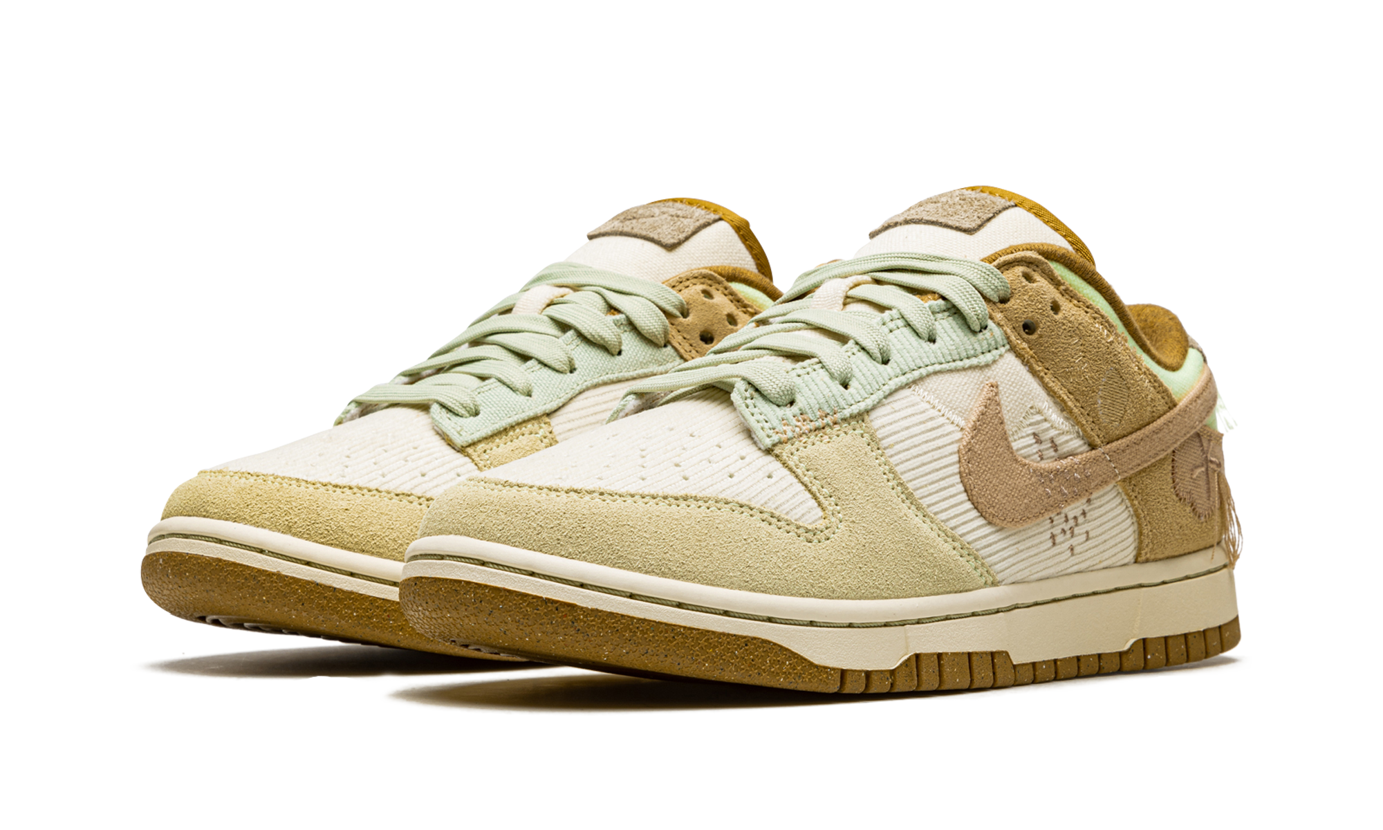 nike dunk low on the bright side women s+DQ5076-121+diagnol left view