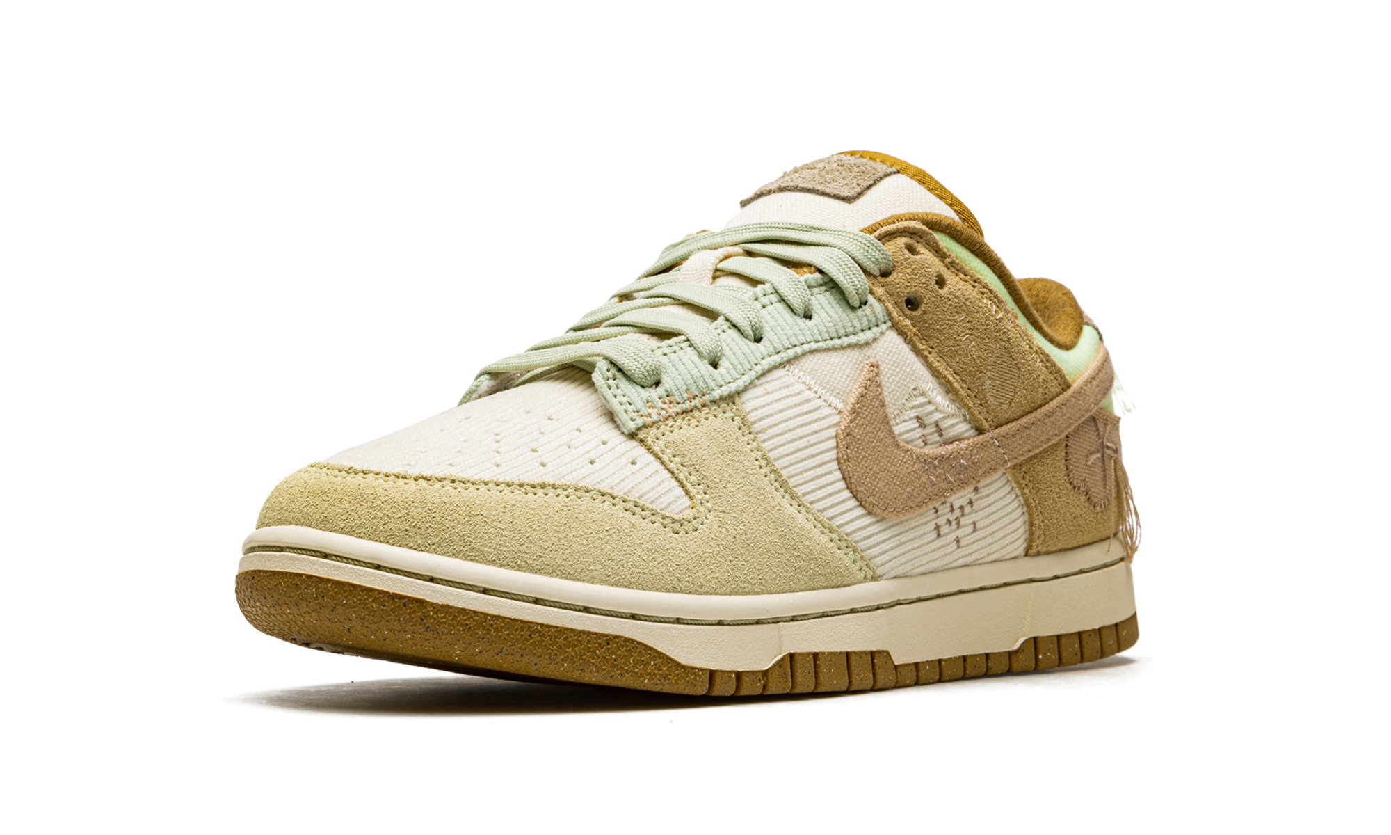 nike dunk low on the bright side women s+DQ5076-121+left diagnol single view