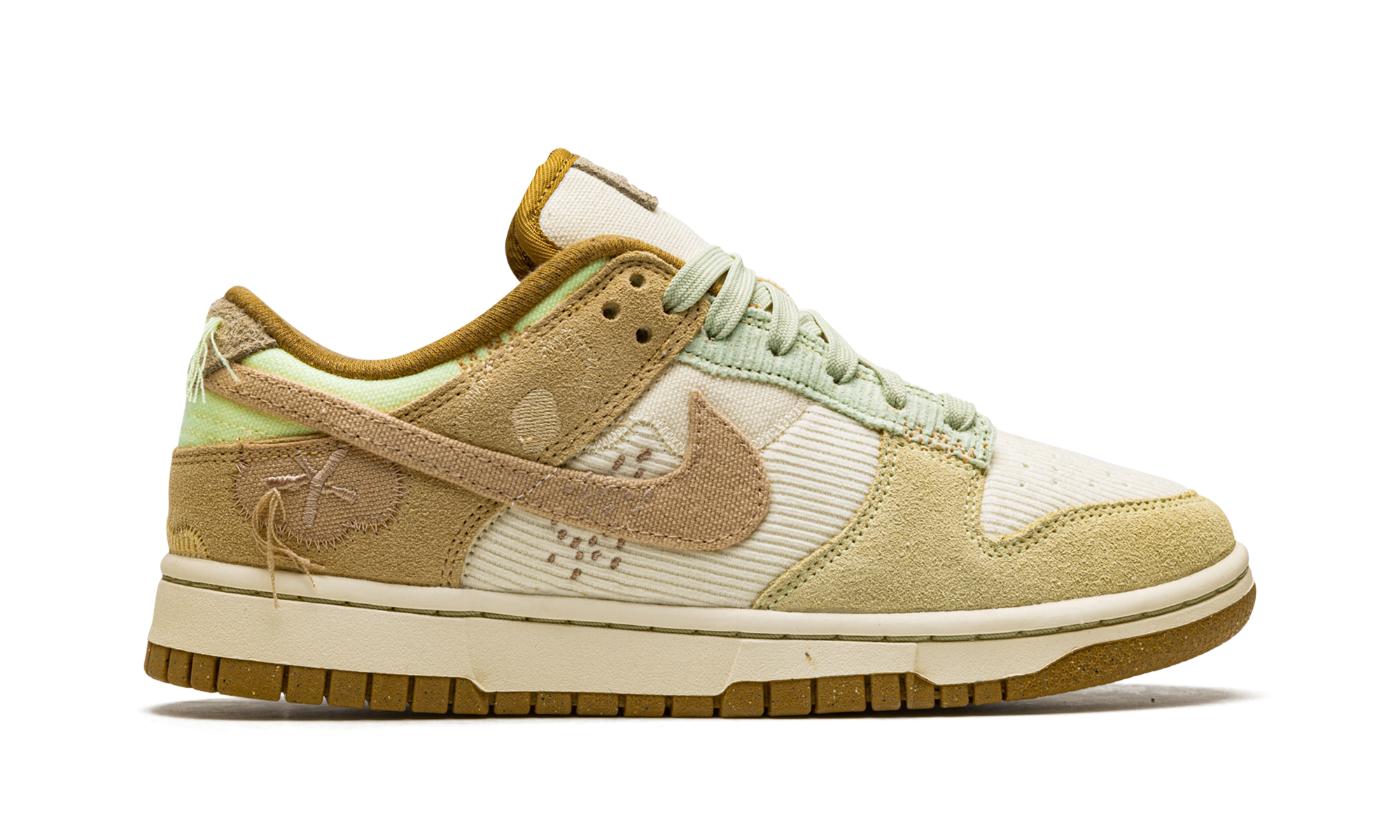 nike dunk low on the bright side women s+DQ5076-121+right view