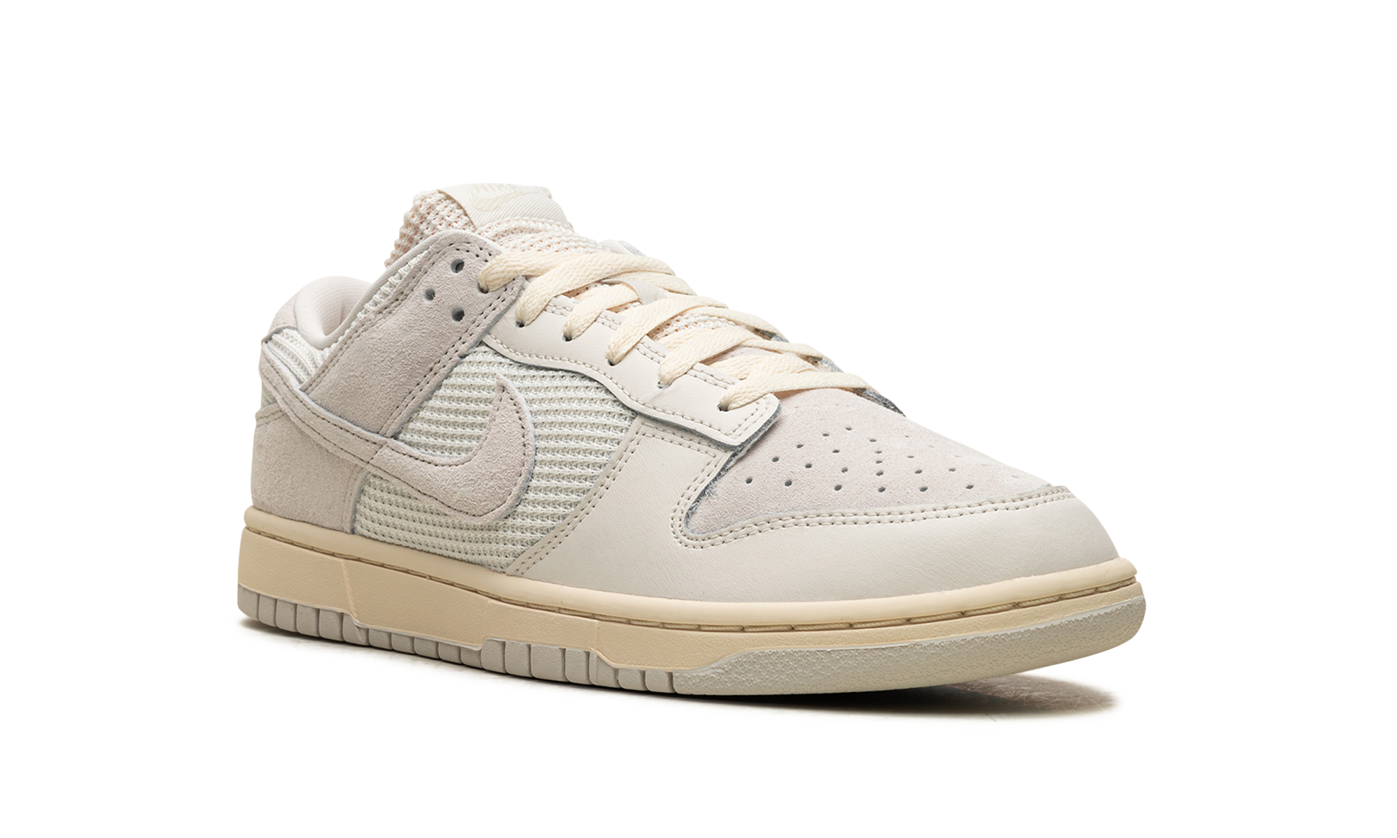 nike dunk low phantom light bone+HF4297-001+diagnol right view