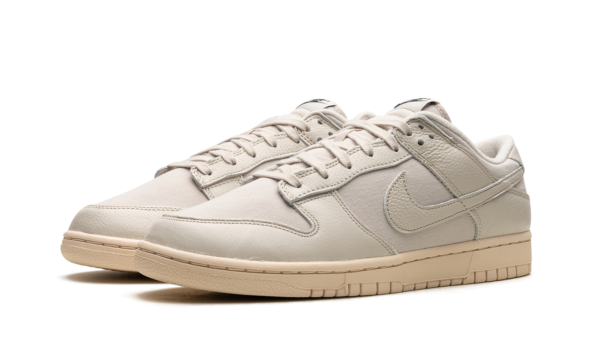 nike dunk low premium light orewood brown+DZ2538-100+diagnol left view
