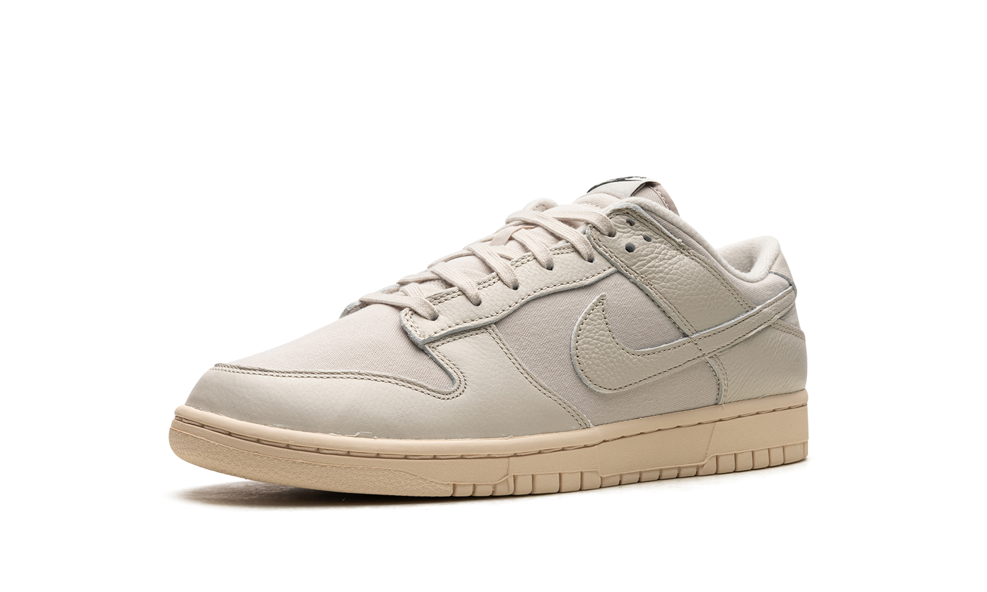 nike dunk low premium light orewood brown+DZ2538-100+left diagnol single view