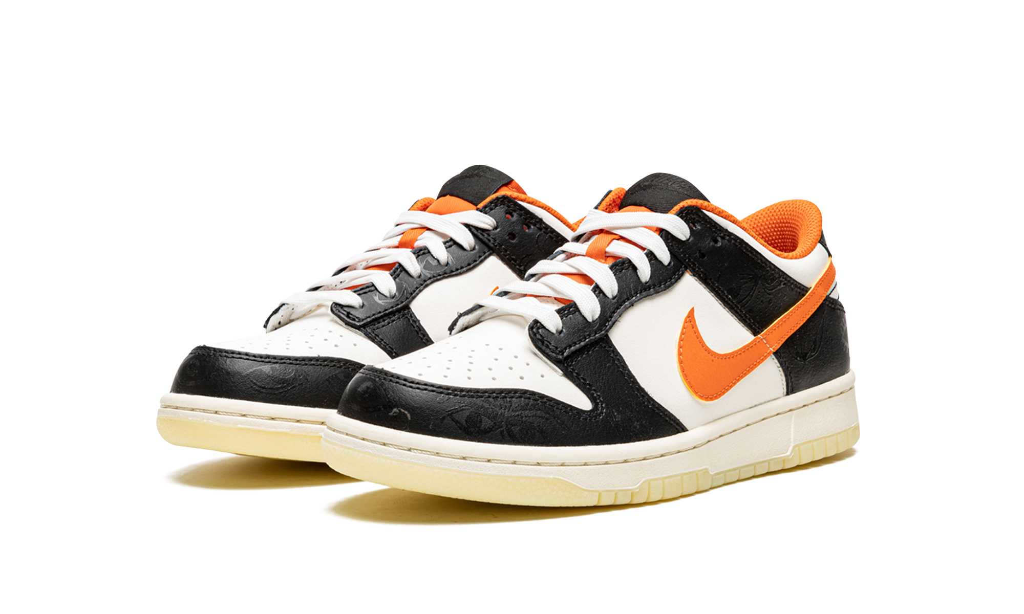 nike dunk low prm halloween 2021 gs+DO3806-100+diagnol left view