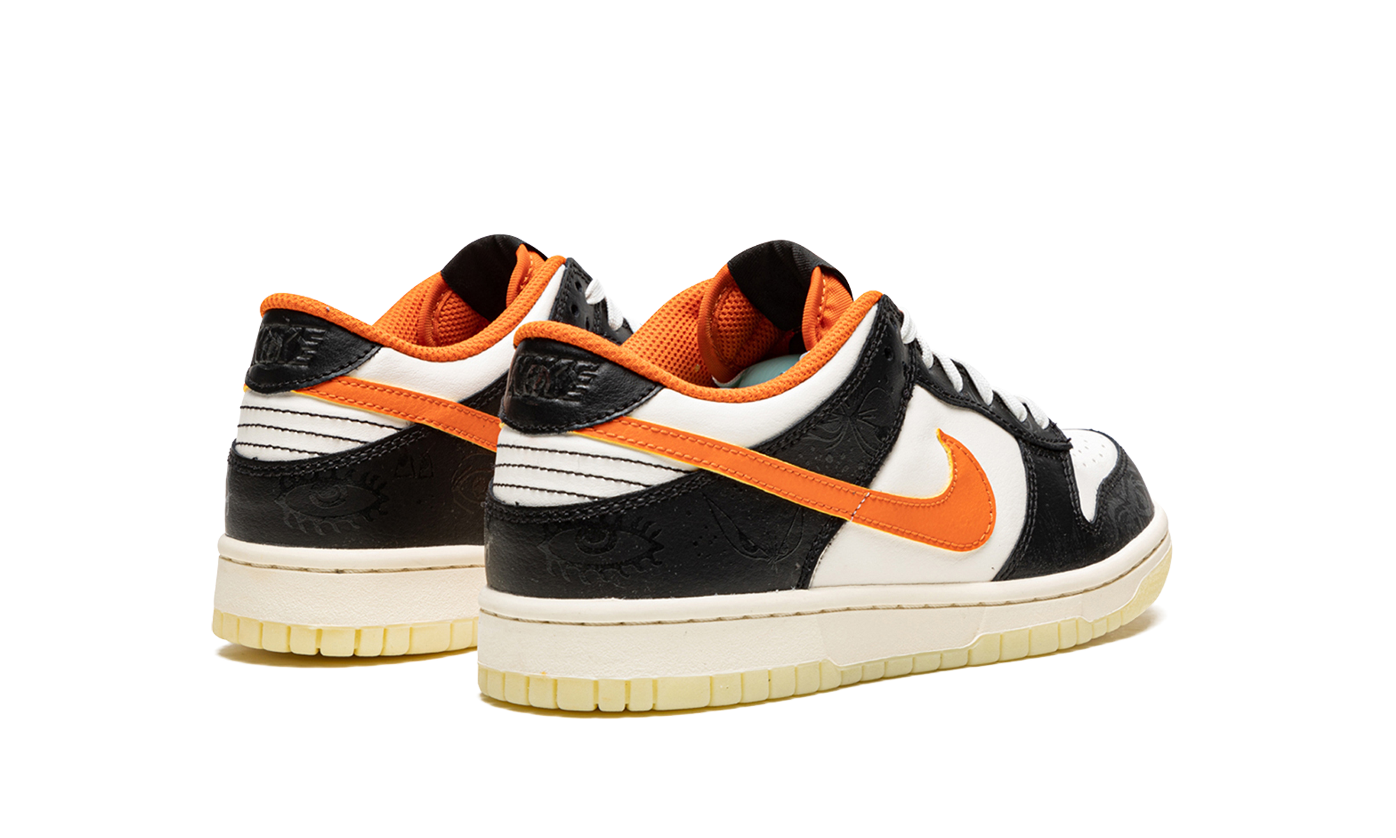 nike dunk low prm halloween 2021 gs+DO3806-100+diagnol right behind view