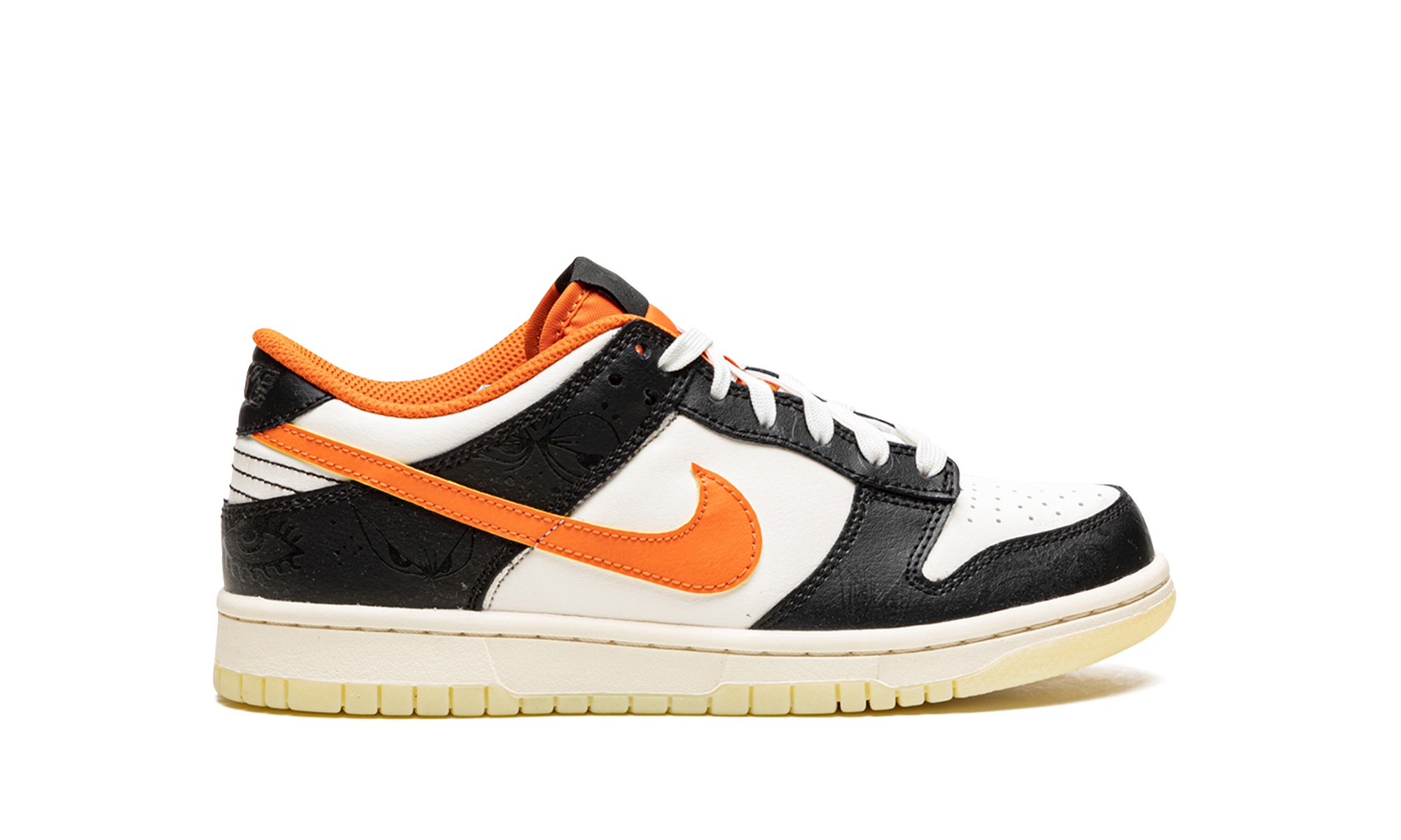 nike dunk low prm halloween 2021 gs+DO3806-100+right view
