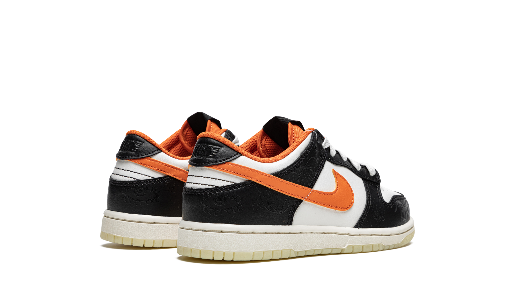 nike dunk low prm halloween 2021 ps+DM0088-100+diagnol right behind view