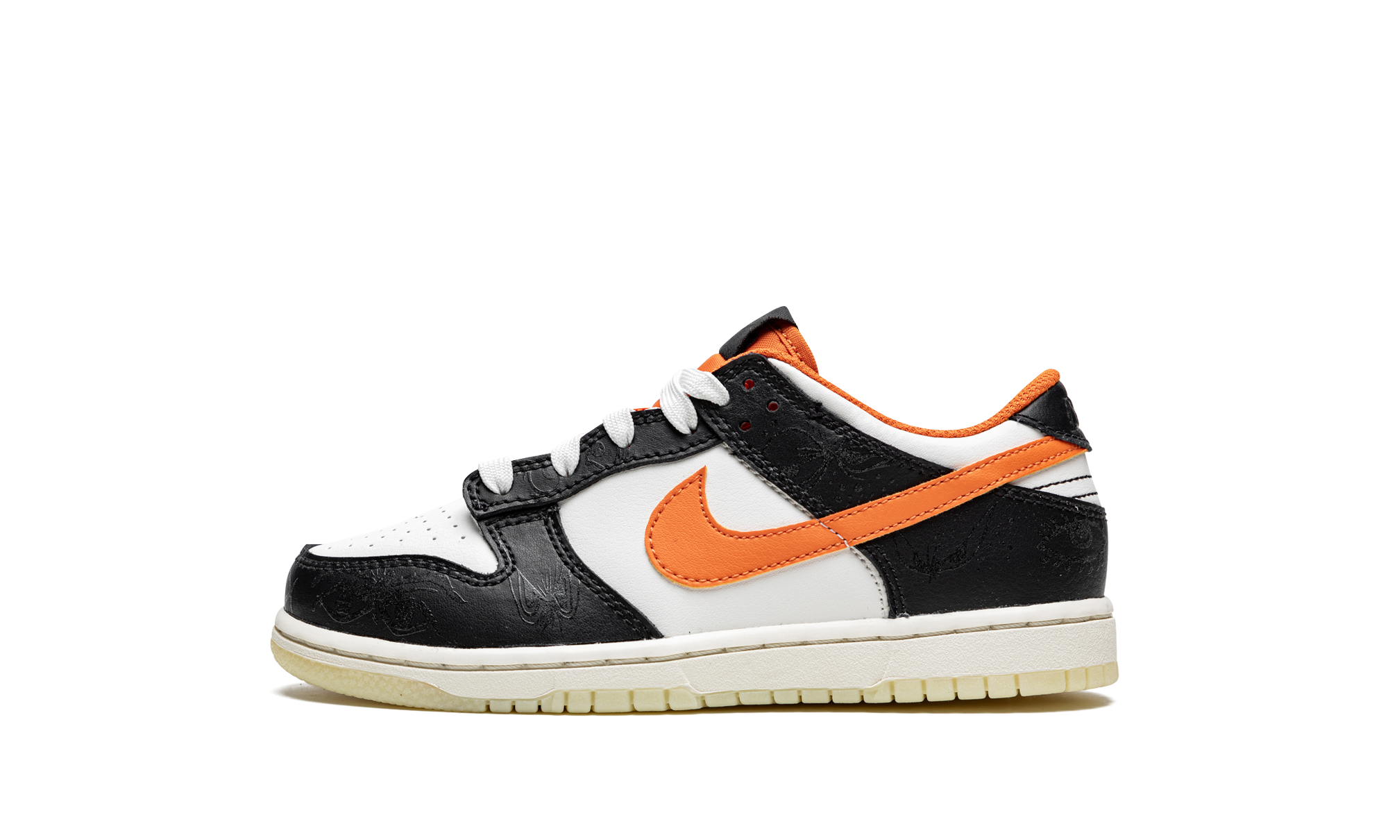 nike dunk low prm halloween 2021 ps+DM0088-100+diagnol right view 1