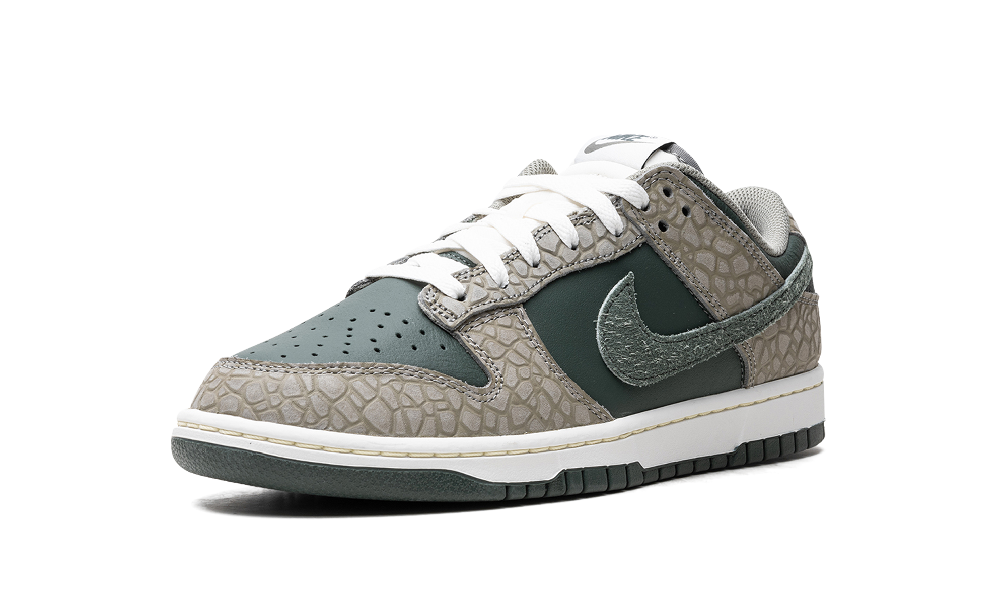 nike dunk low prm urban landscape 2 0+HF4878-053+left diagnol single view