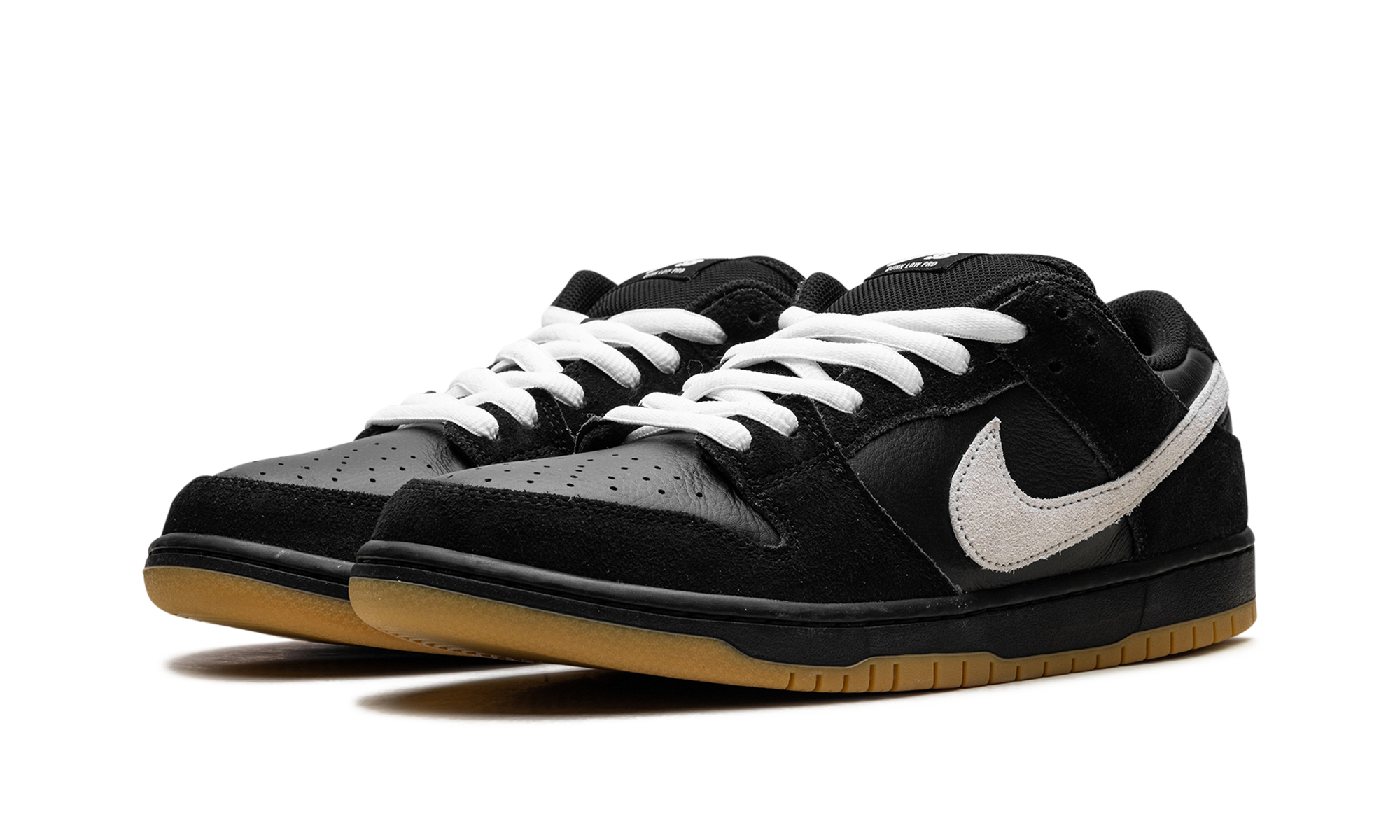 nike dunk low pro sb black white gum+HF3704-003+diagnol left view