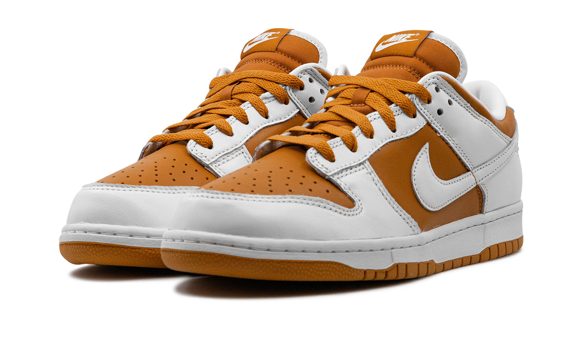 nike dunk low qs co jp reverse curry 2024+FQ6965-700+diagnol left view