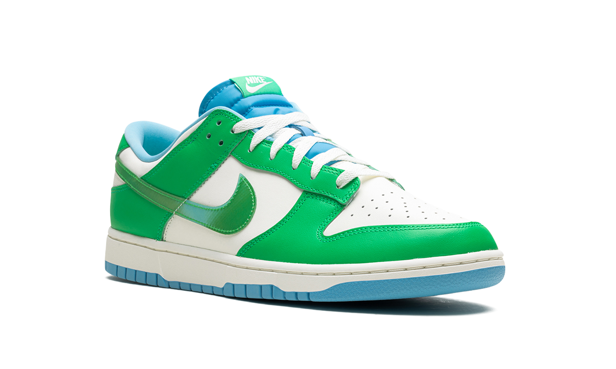 nike dunk low retro green shock+FZ4015-399+diagnol right view
