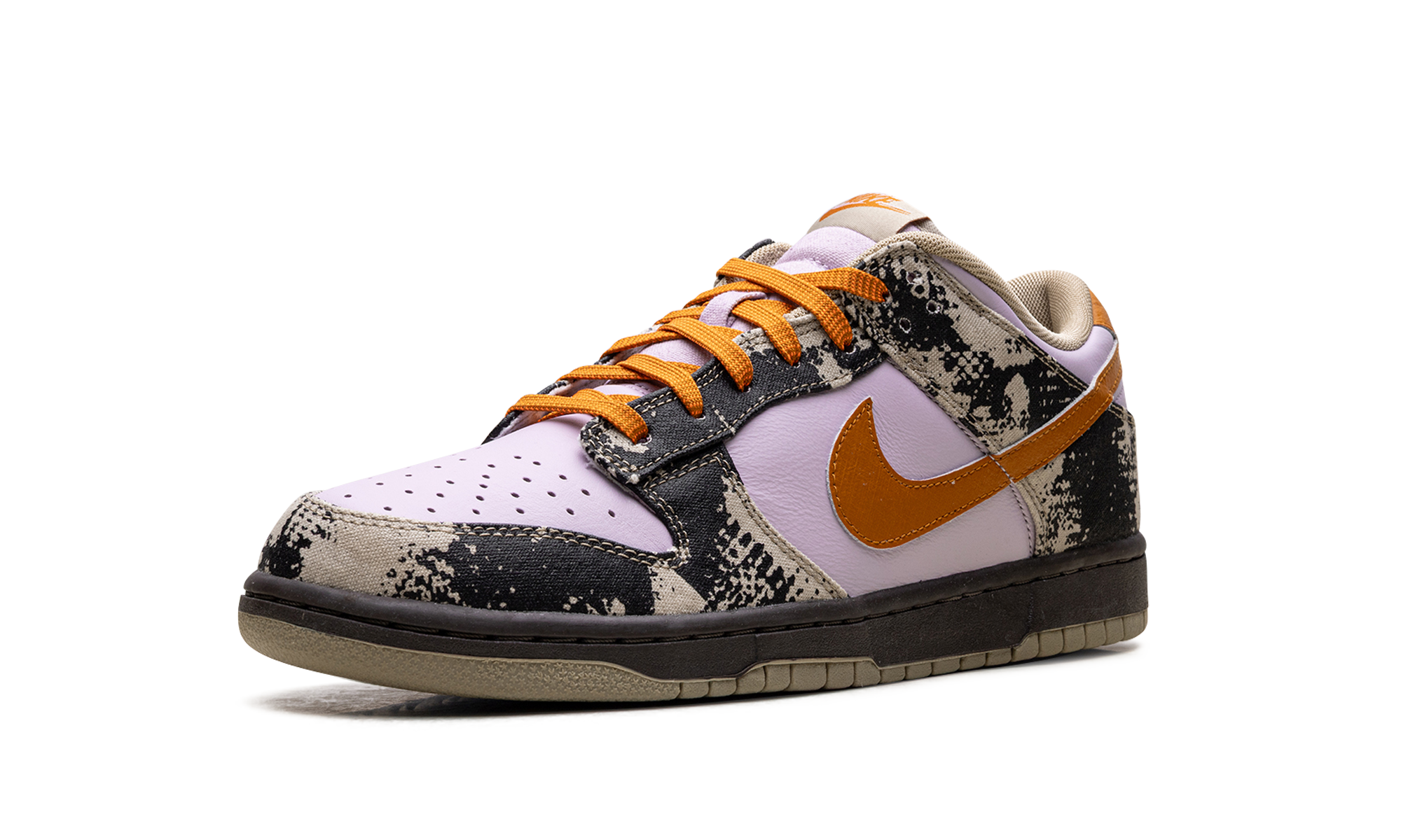 nike dunk low retro ltd punk rock digital camo+IB2260-500+left diagnol single view