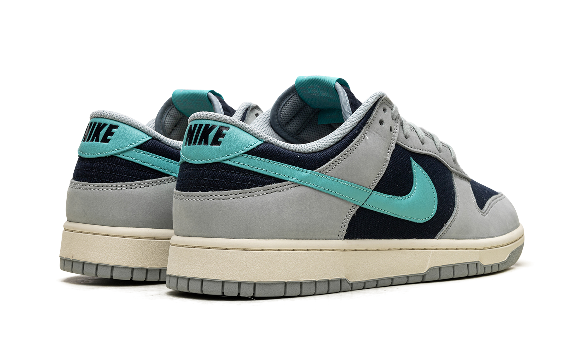 nike dunk low retro premium light pumice green frost+FB8895-001+diagnol right behind view