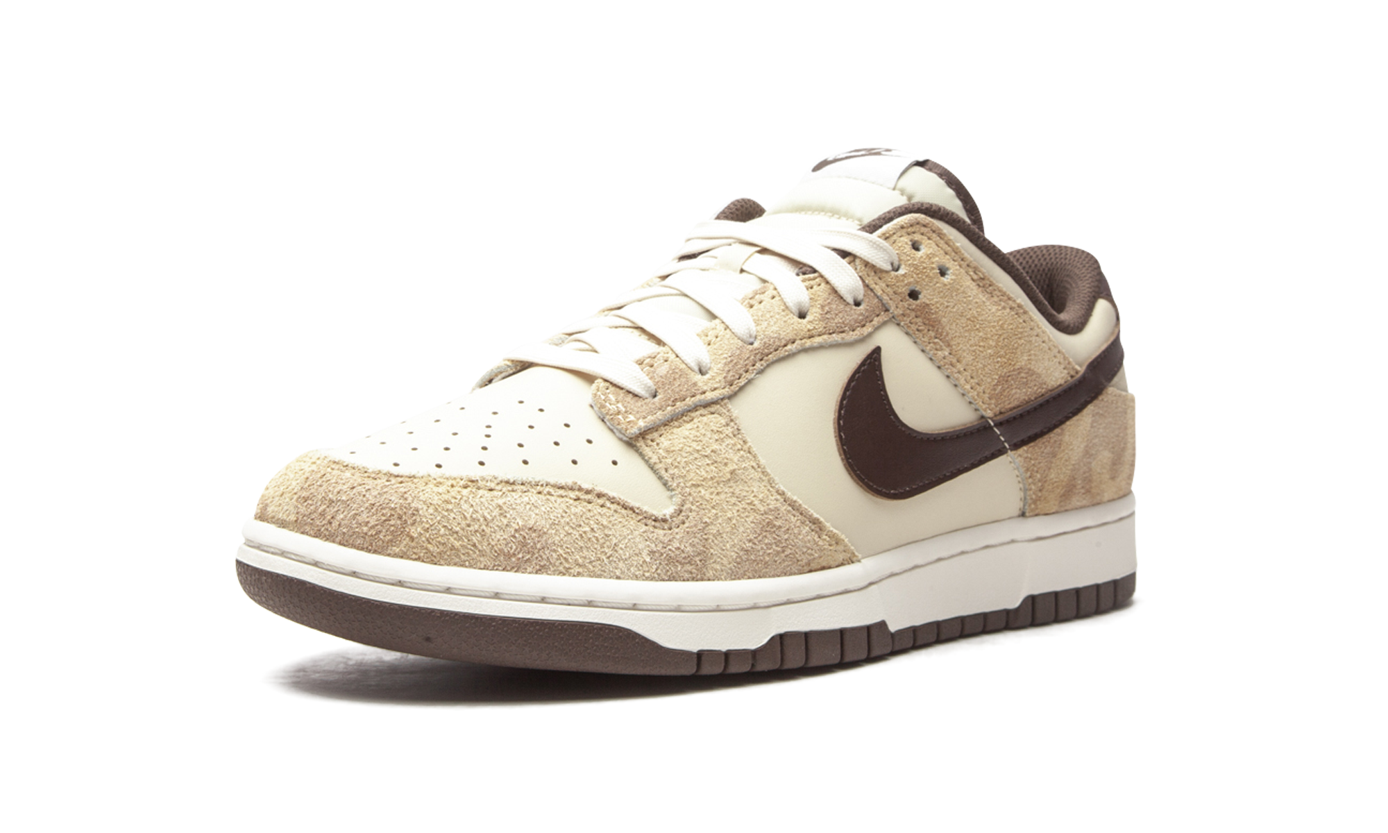 nike dunk low retro prm animal pack giraffe cheetah+DH7913-200+left diagnol single view