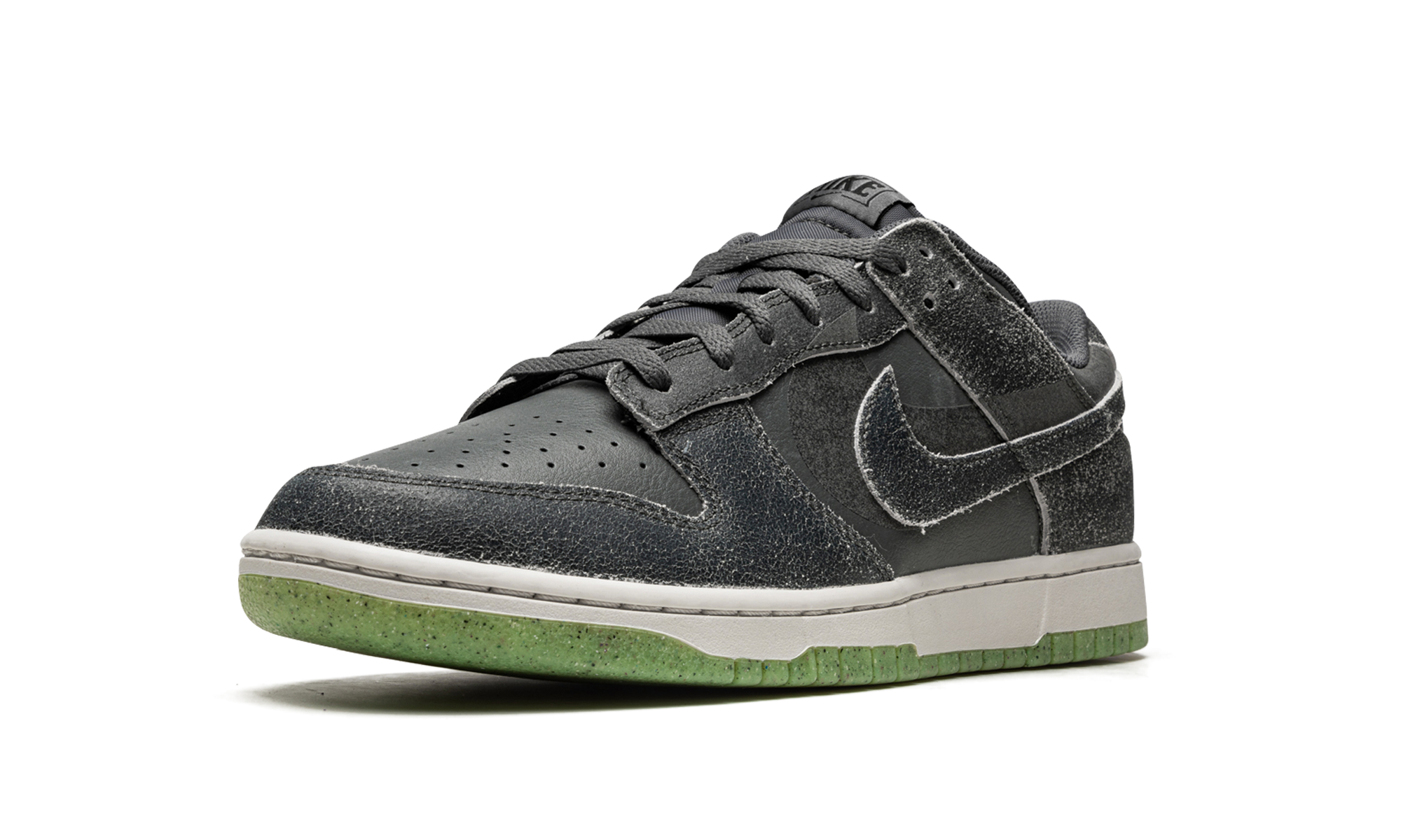 nike dunk low retro prm halloween 2022+DQ7681-001+left diagnol single view