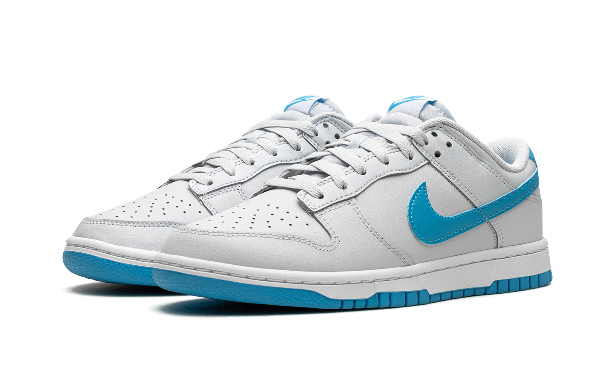 nike dunk low retro pure platinum blue lightning+DV0831-001+diagnol left view