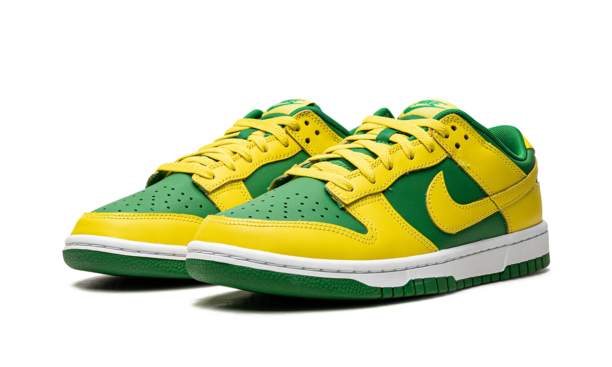 nike dunk low retro reverse brazil+DV0833-300+diagnol left view