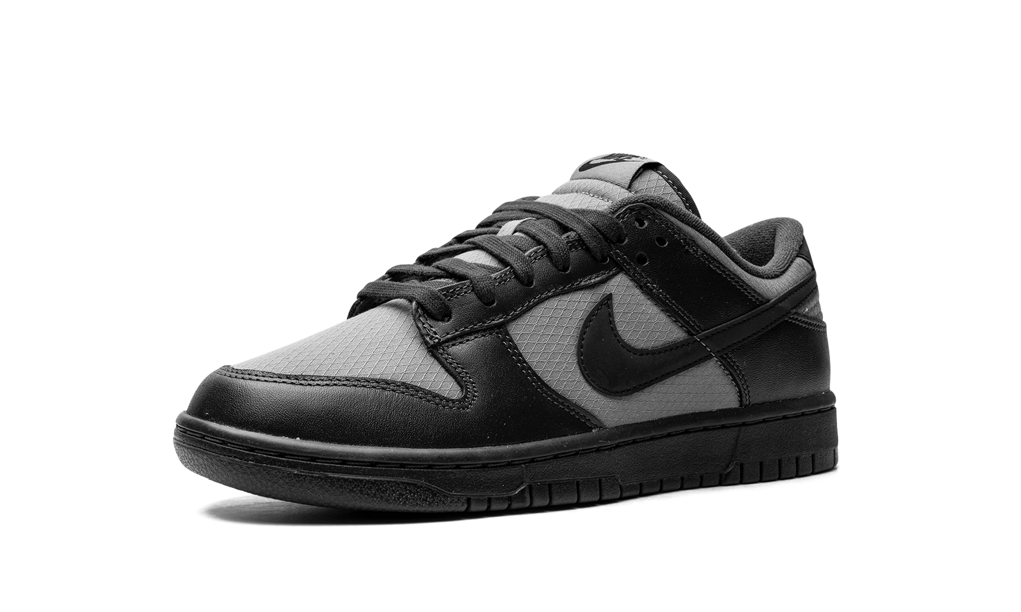 nike dunk low retro se off noir smoke grey+FZ3052-001+left diagnol single view
