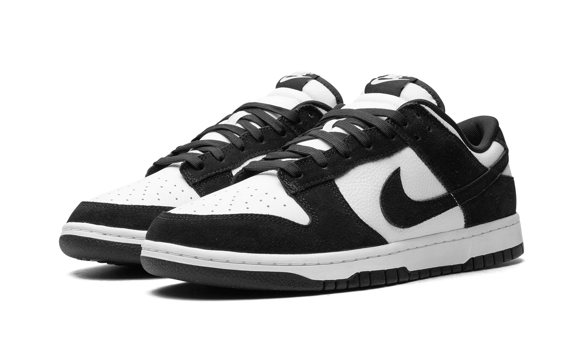nike dunk low retro se suede panda+FQ8249-100+diagnol left view