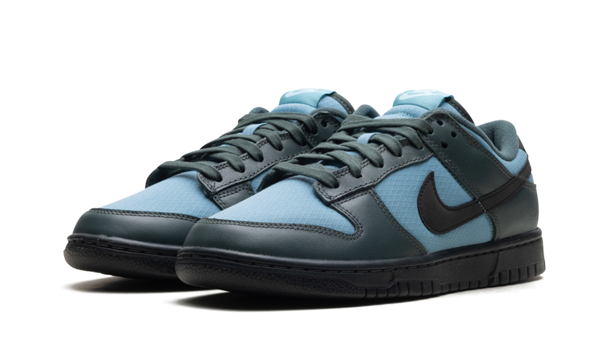 nike dunk low retro se vintage green denim turquoise anthracite black+FZ3052-300+diagnol left view