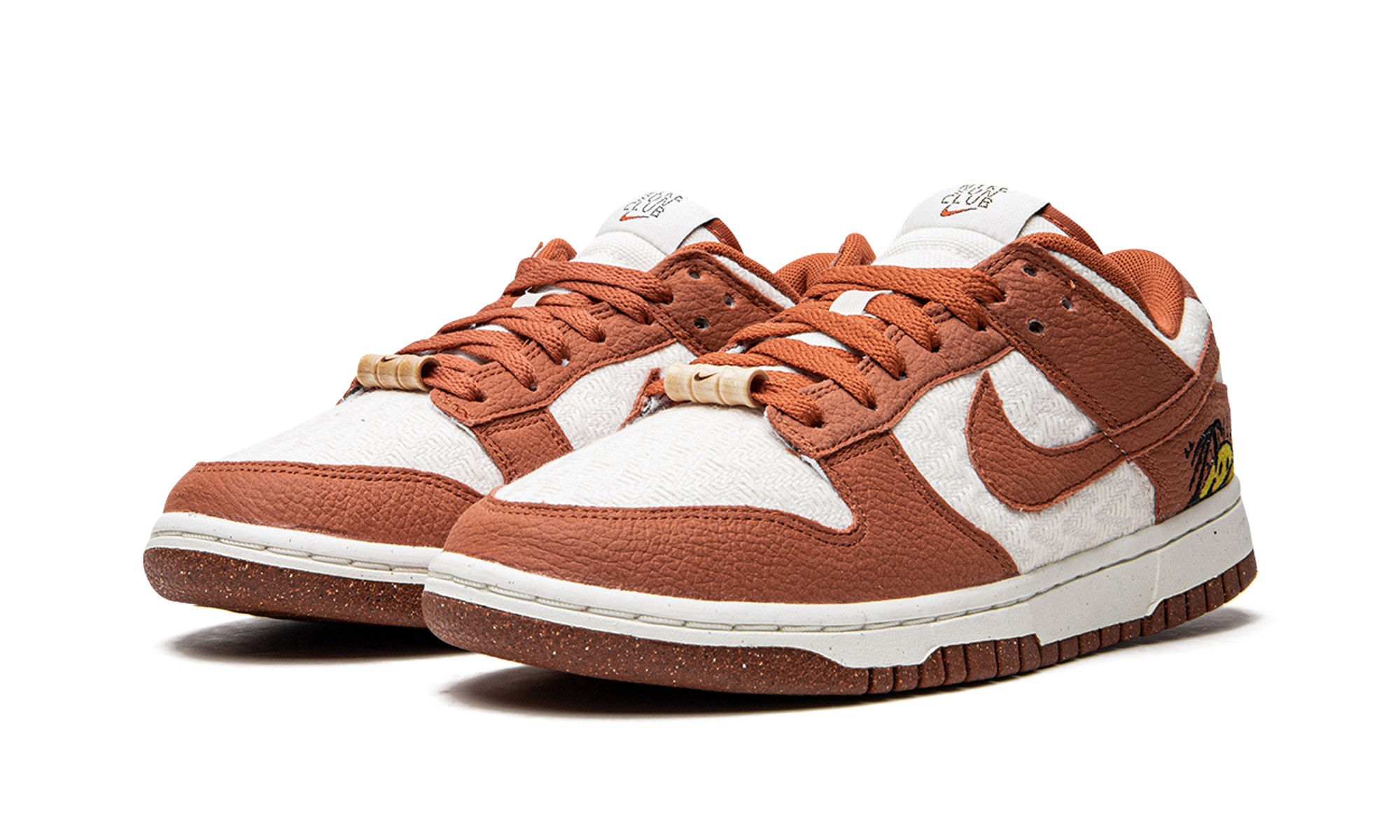 nike dunk low retro sun club burn sunrise women s+DR5475-100+diagnol left view