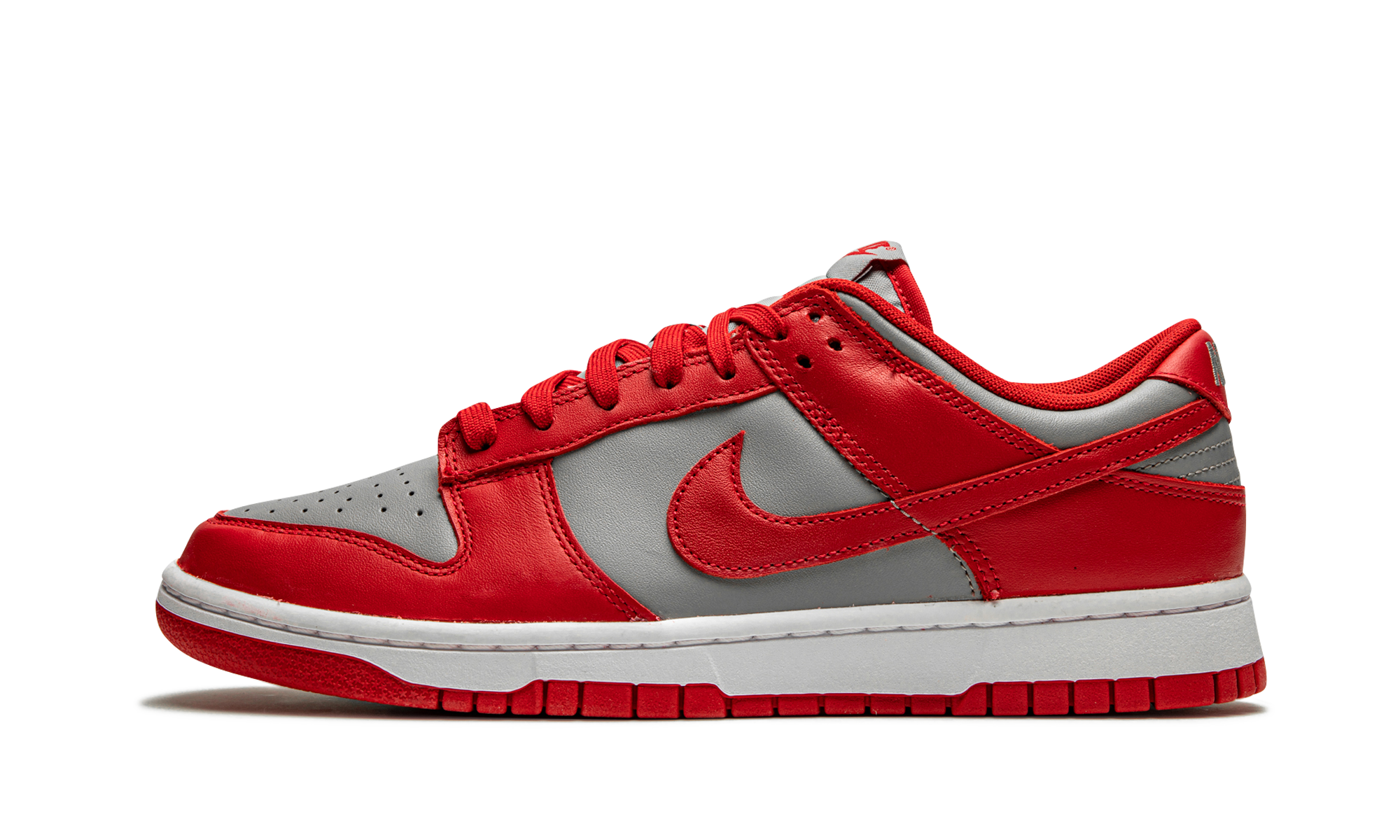 nike dunk low retro unlv 2021+DD1391-002+diagnol right view 1