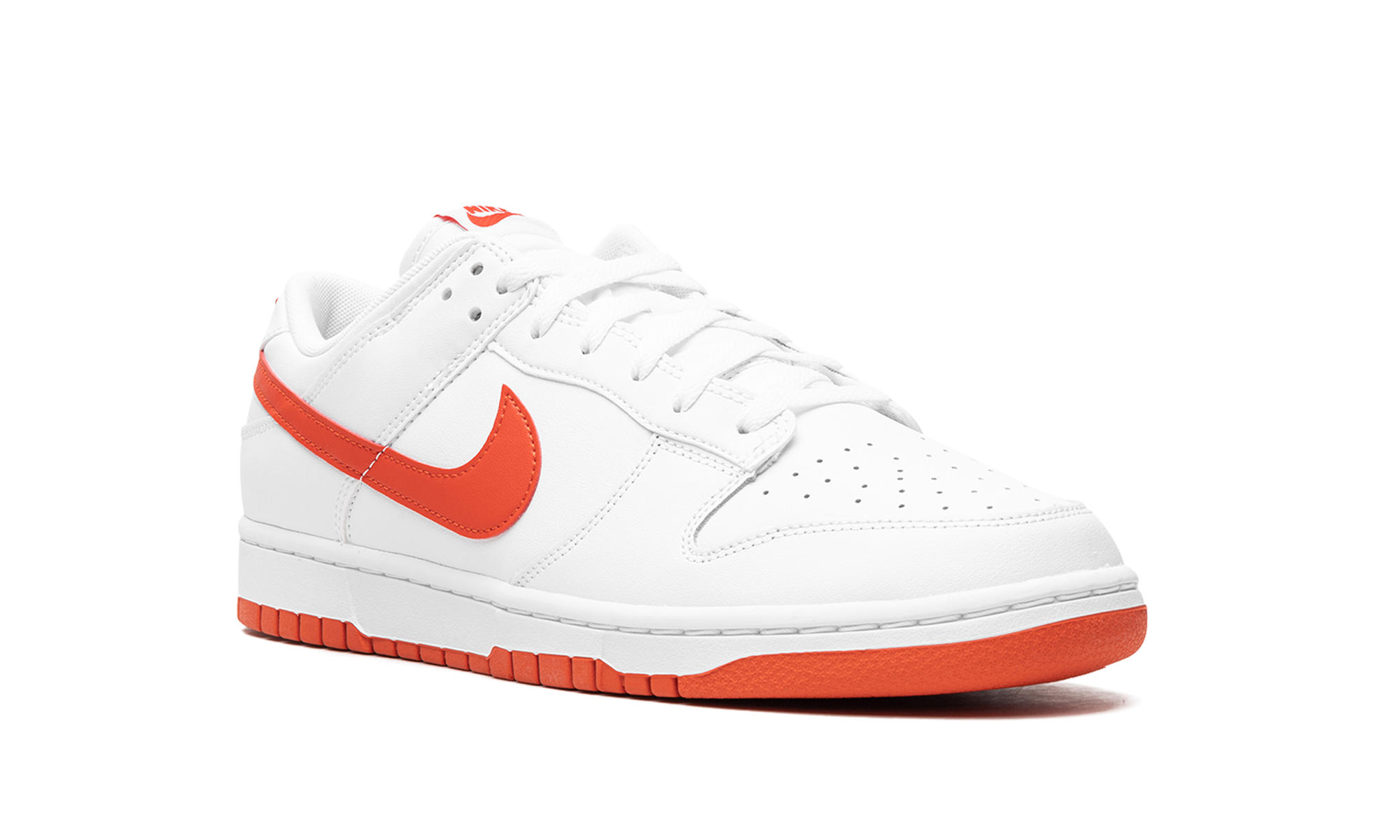 nike dunk low retro white picante red+DV0831-103+diagnol right view