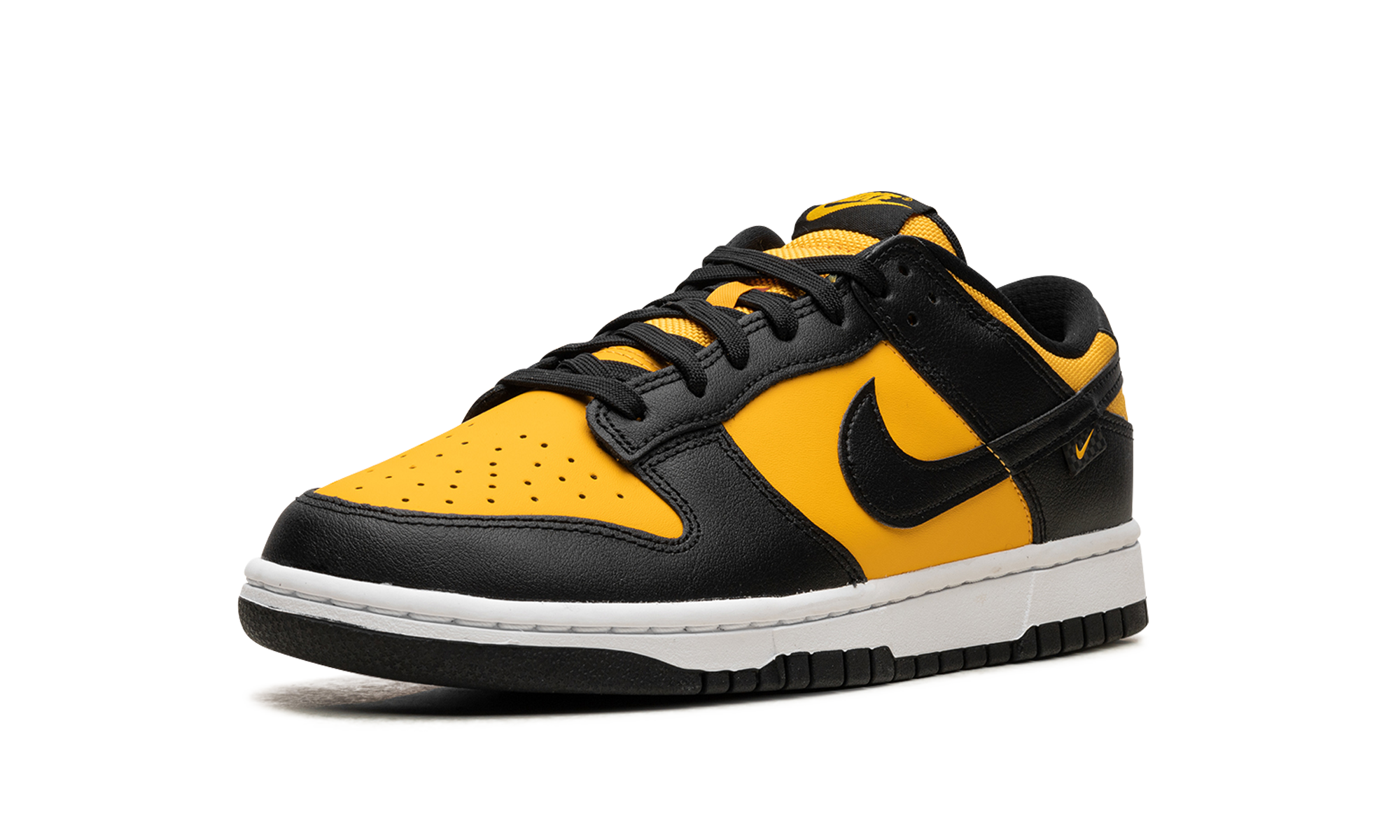 nike dunk low reverse goldenrod 2024+FZ4618-001+left diagnol single view