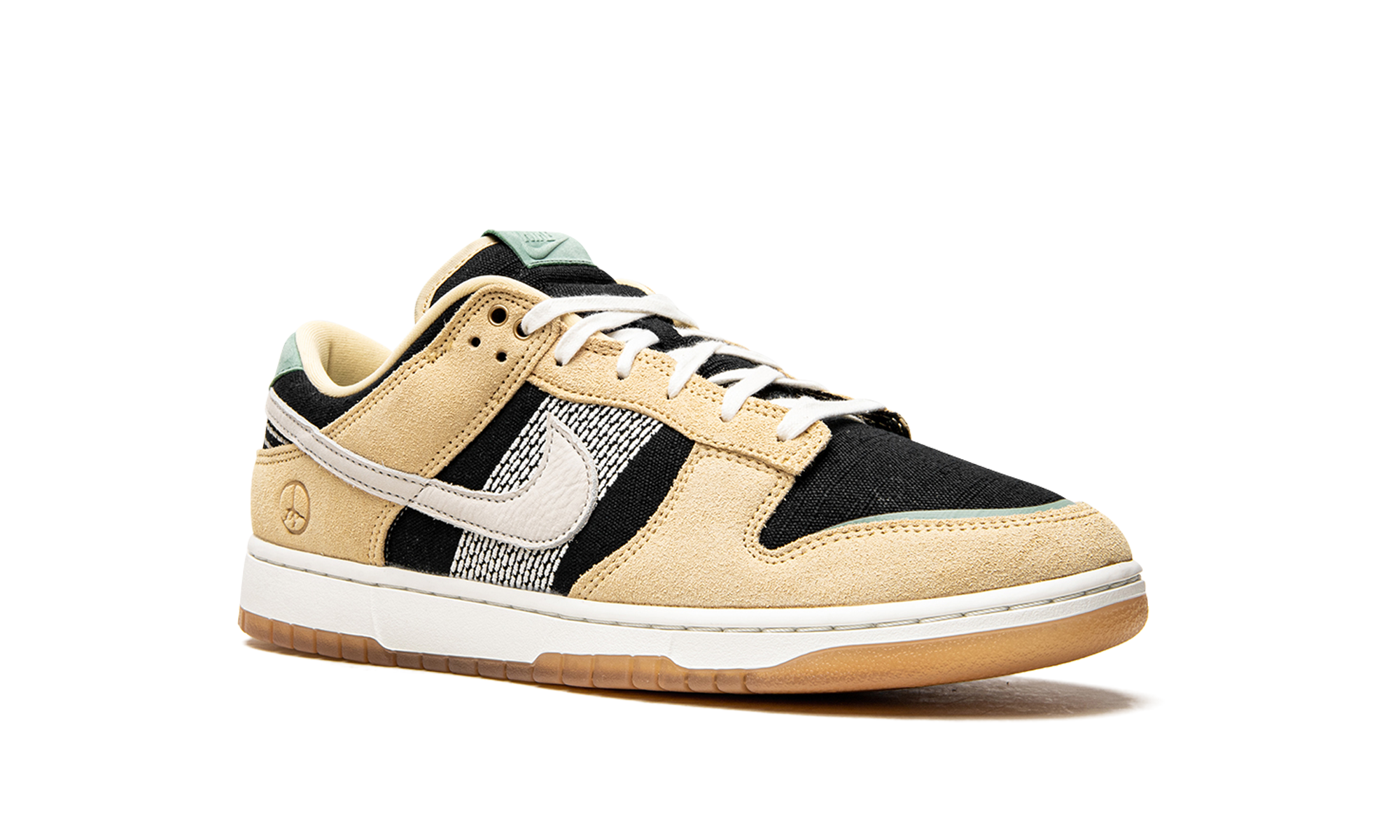 nike dunk low rooted in peace+DJ4671-294+diagnol right view