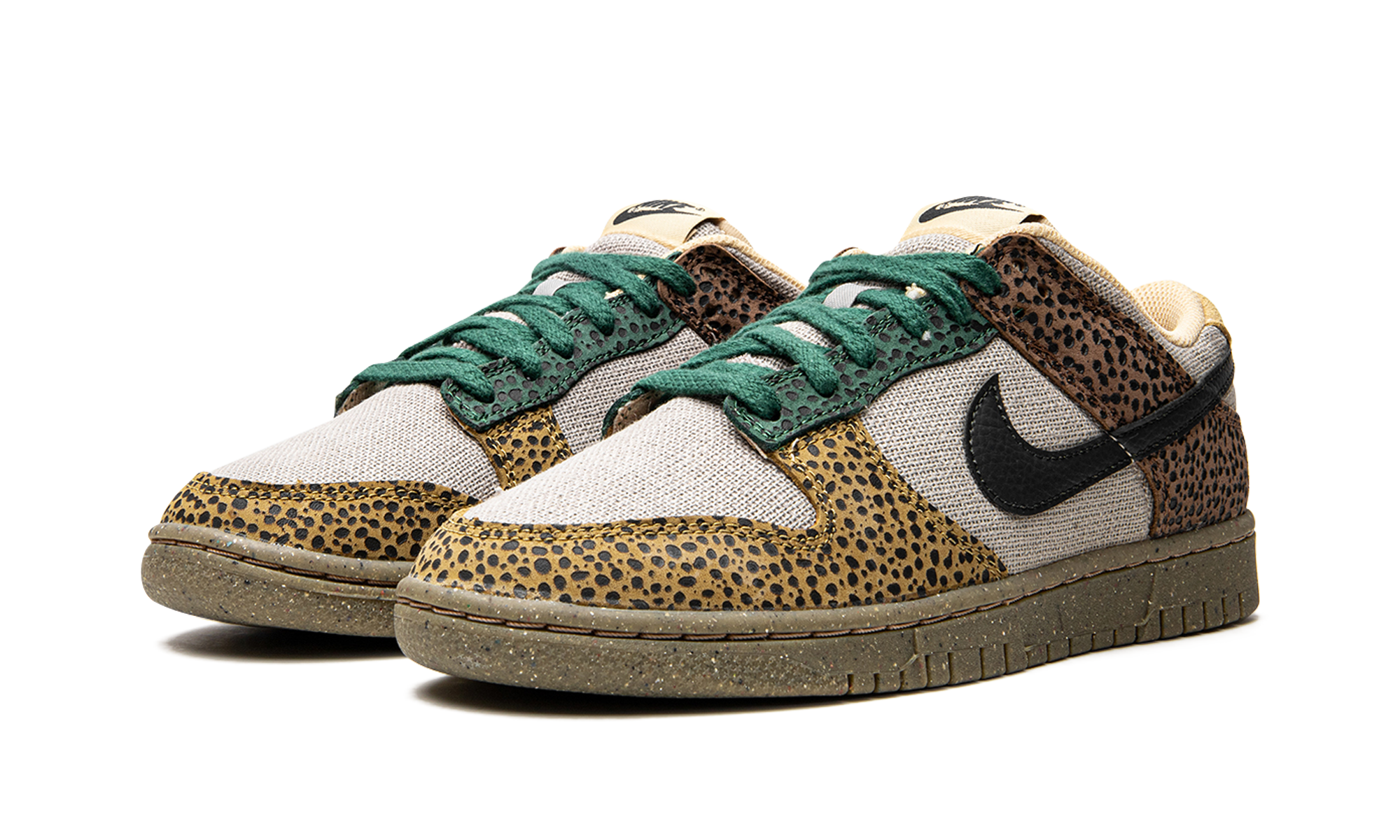 nike dunk low safari golden moss+DX2654-200+diagnol left view