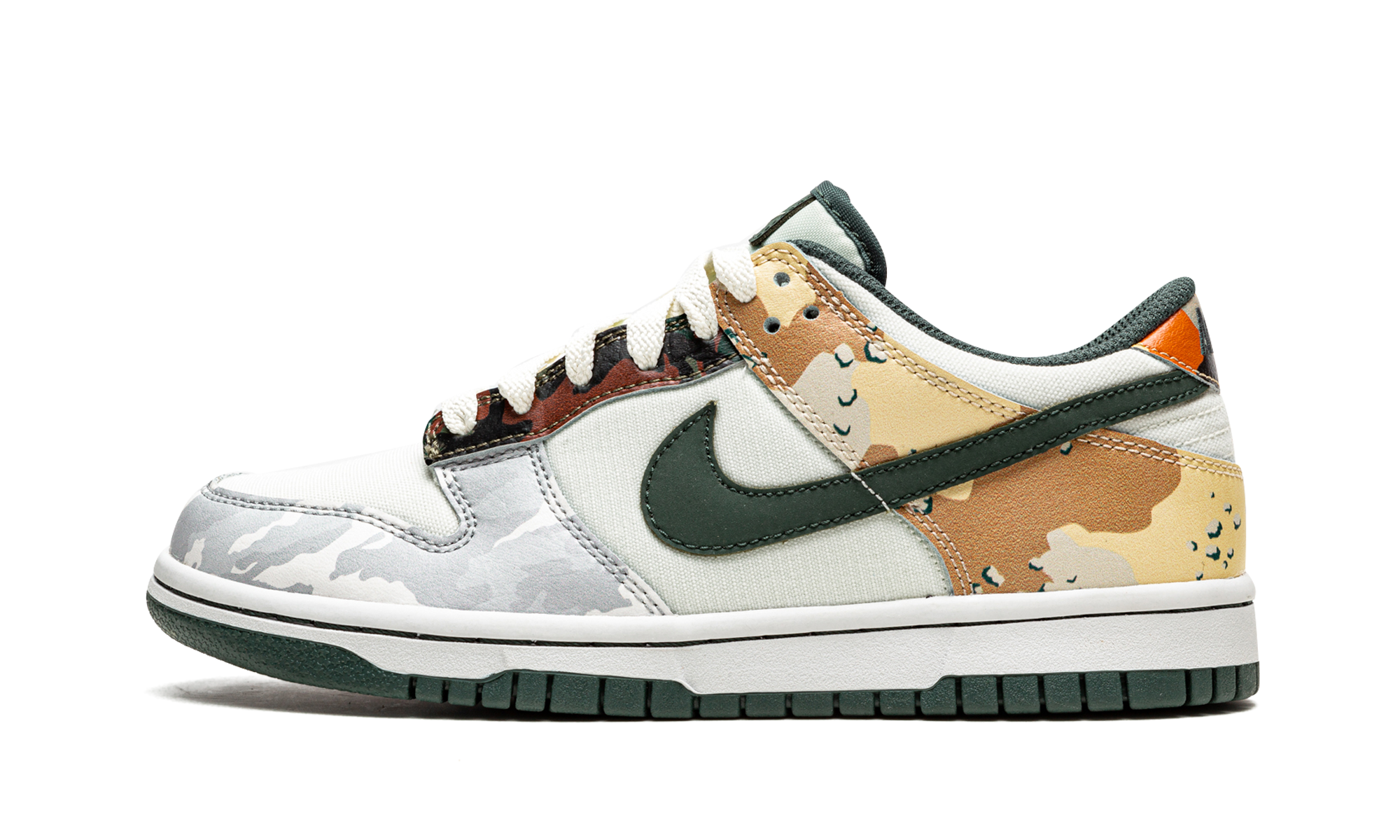 nike dunk low sail multi camo gs+DB1909-100+diagnol right view 1