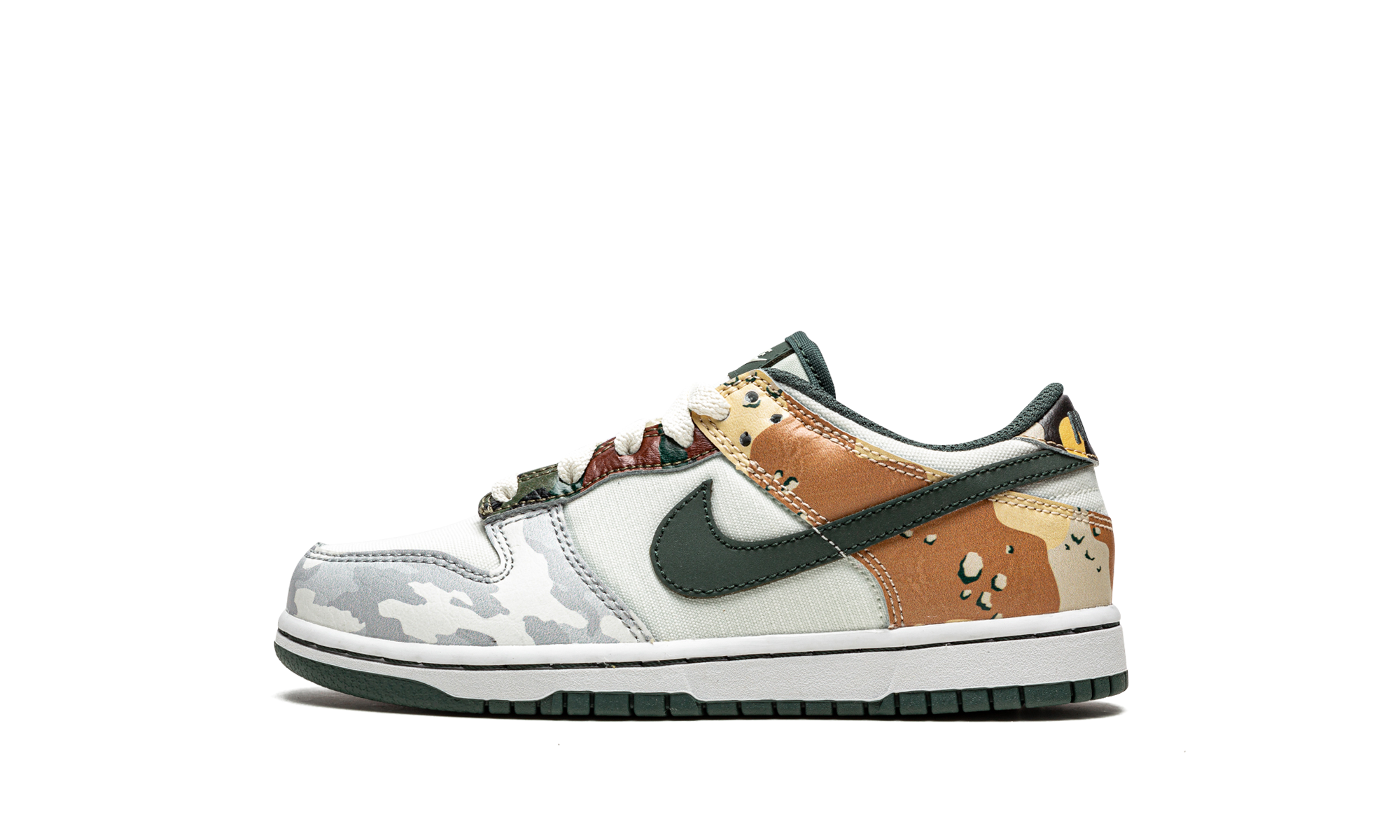 nike dunk low sail multi camo ps+DB1900-100+diagnol right view 1