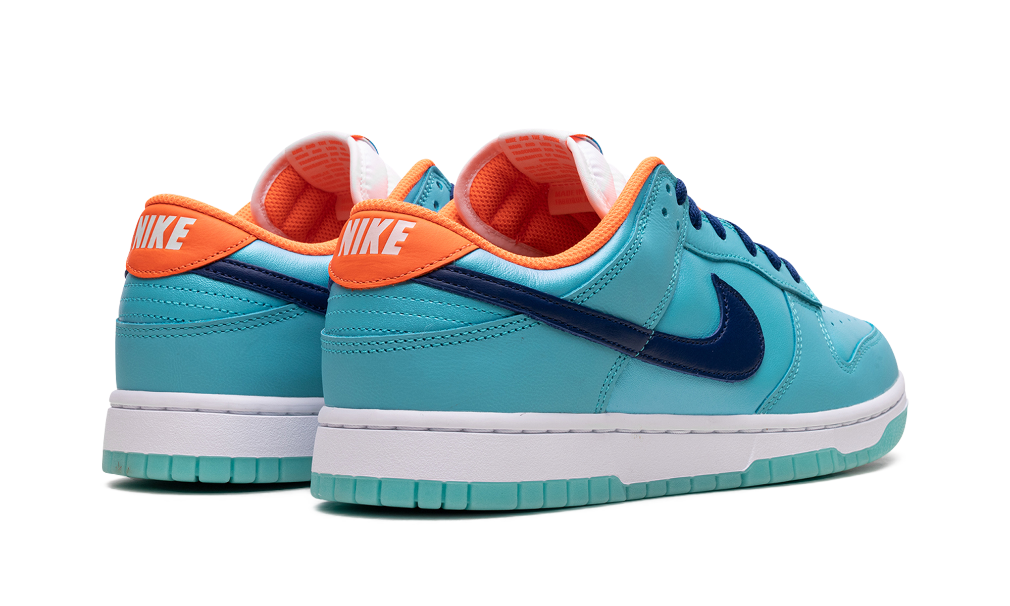 nike dunk low se baltic blue total orange+HQ1538-416+diagnol right behind view