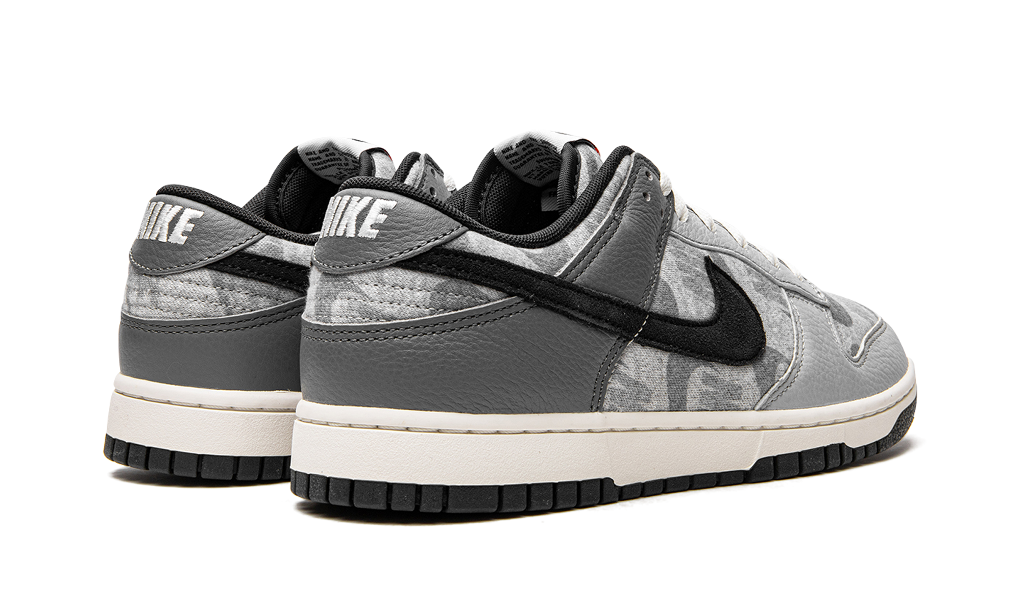 nike dunk low se copy paste+DQ5015-063+diagnol right behind view