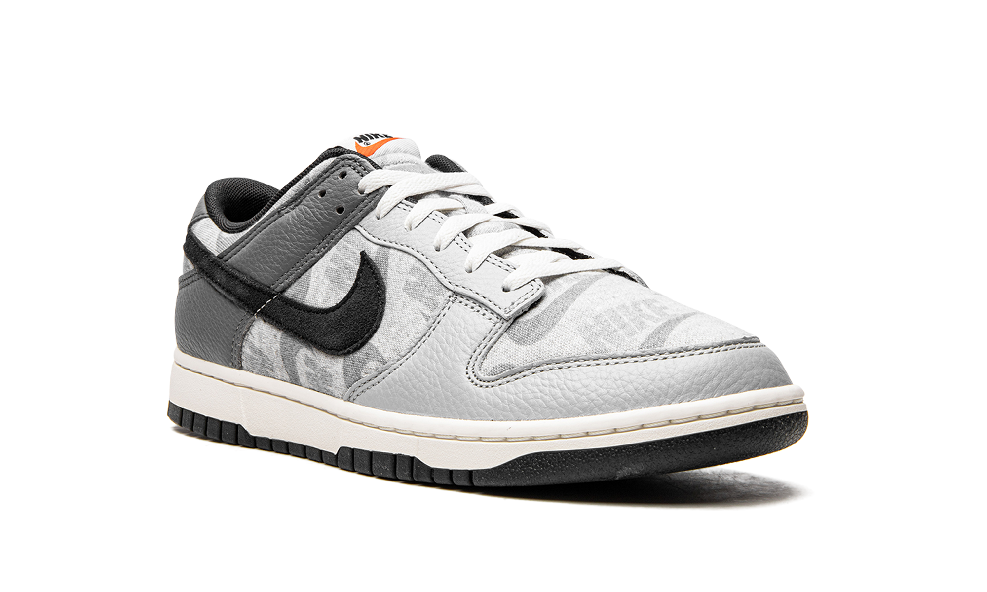 nike dunk low se copy paste+DQ5015-063+diagnol right view