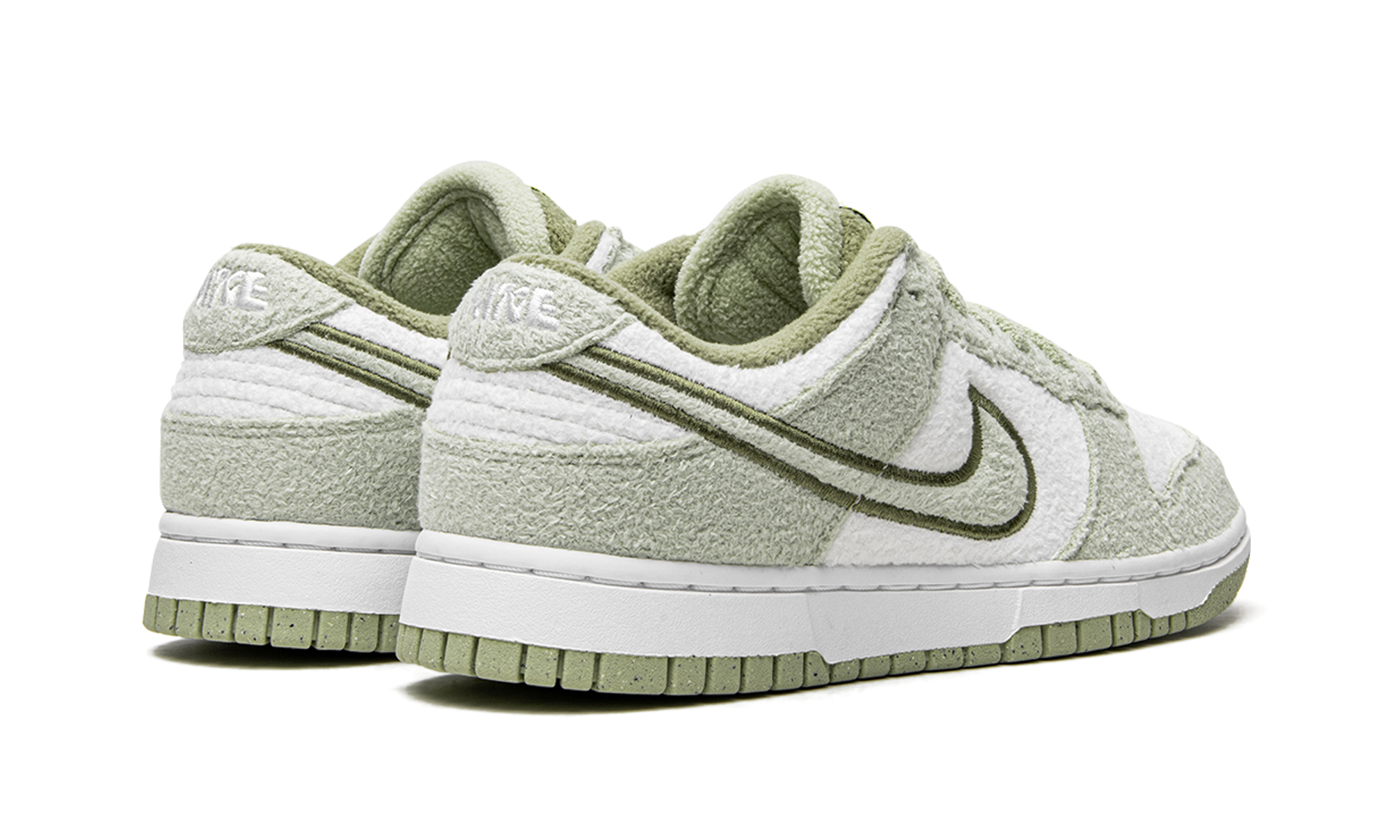 nike dunk low se fleece pack honeydew women s+DQ7579-300+diagnol right behind view