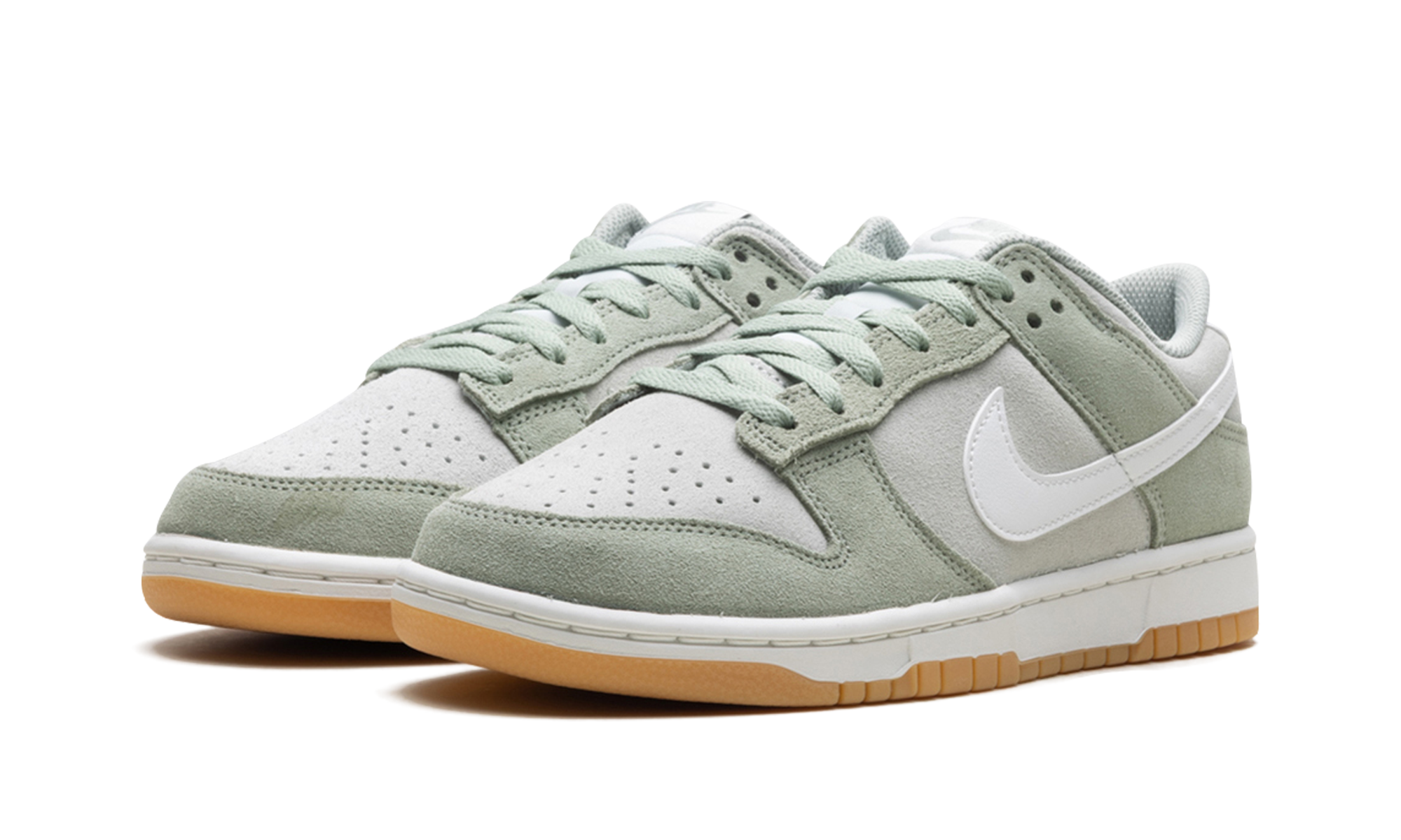 nike dunk low se jade horizon+HQ1931-300+diagnol left view