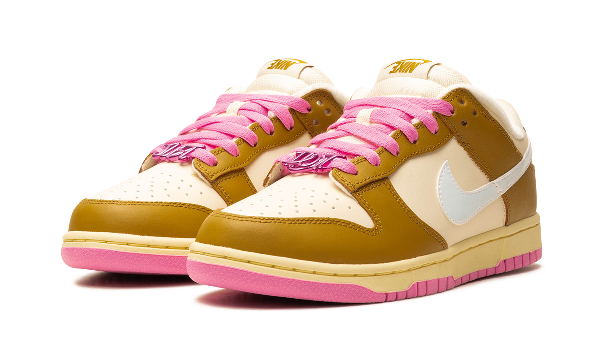 nike dunk low se just do it bronzine pink women s+FD8683-700+diagnol left view