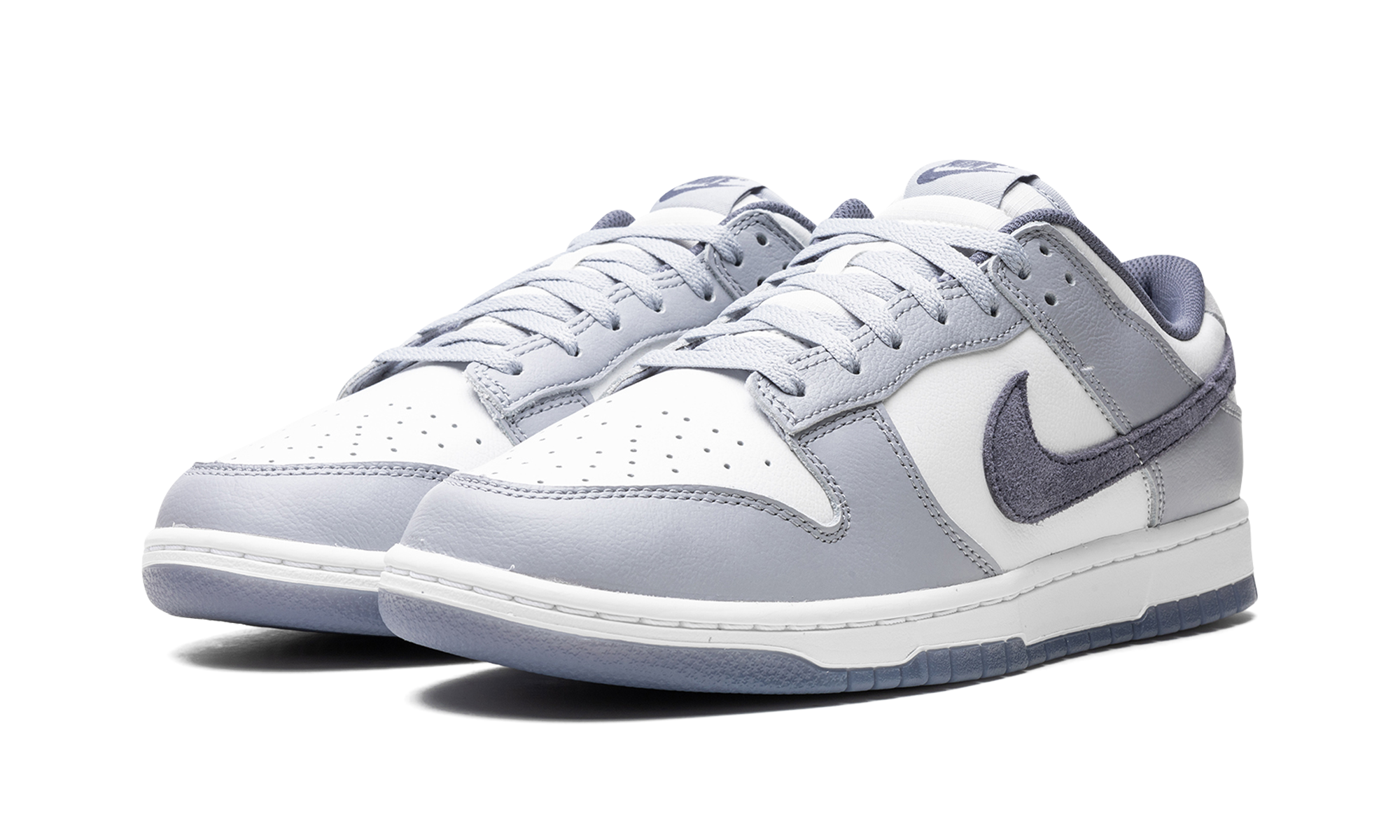 nike dunk low se light carbon+FJ4188-100+diagnol left view