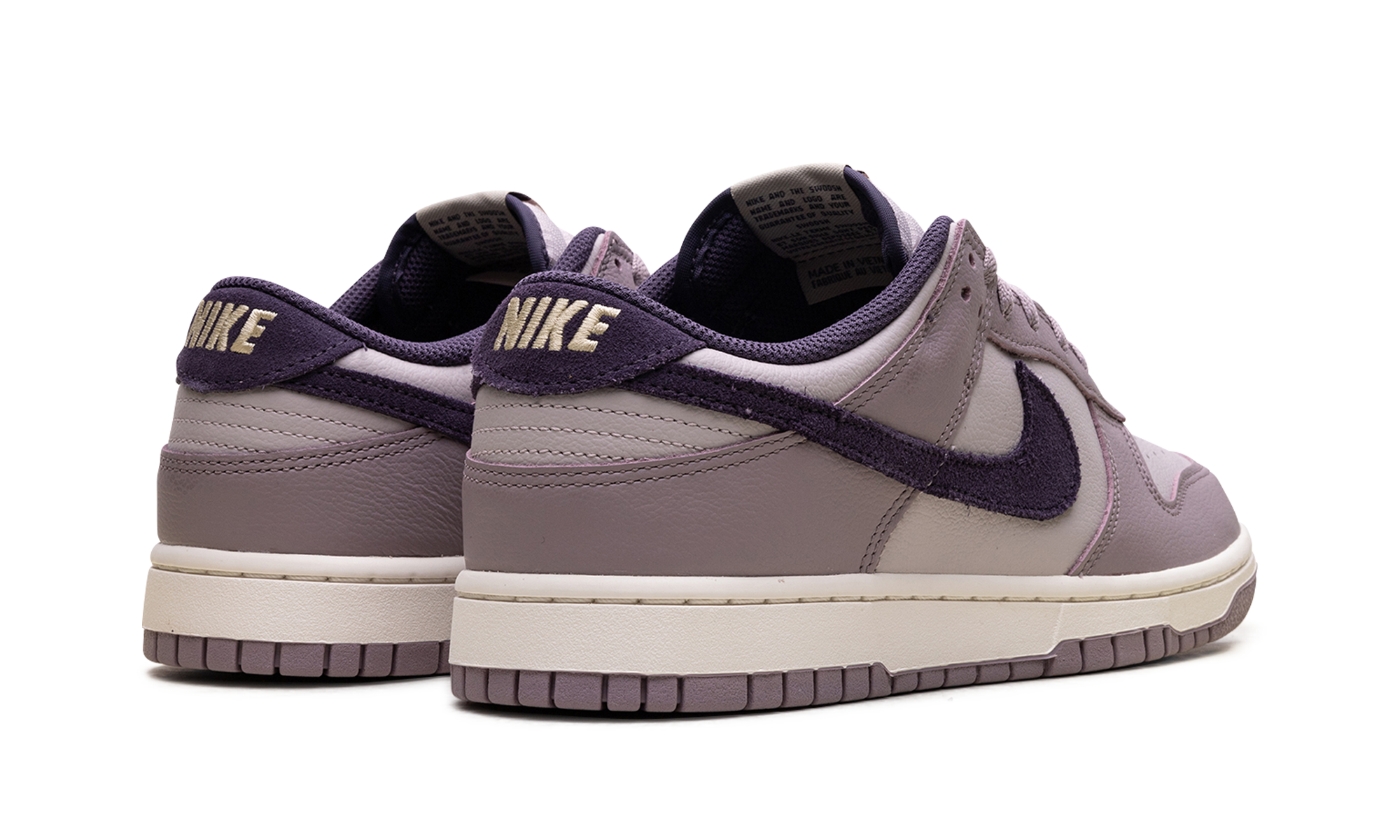 nike dunk low se light violet ore+HQ3642-202+diagnol right behind view